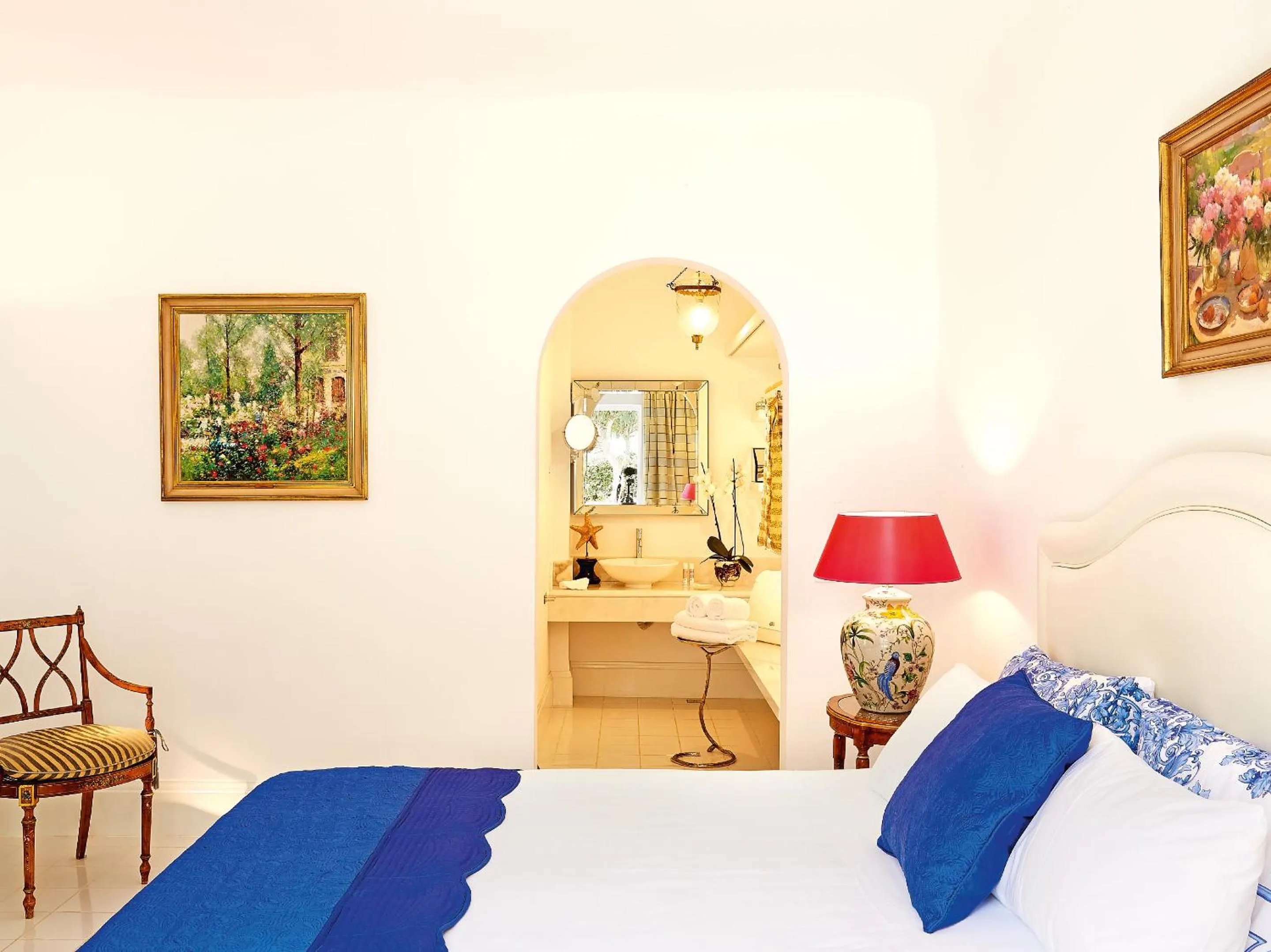 Luxury Bungalow Suite with outdoor Hydro-massage Bathtub in Caramel, A Grecotel Resort to Live
