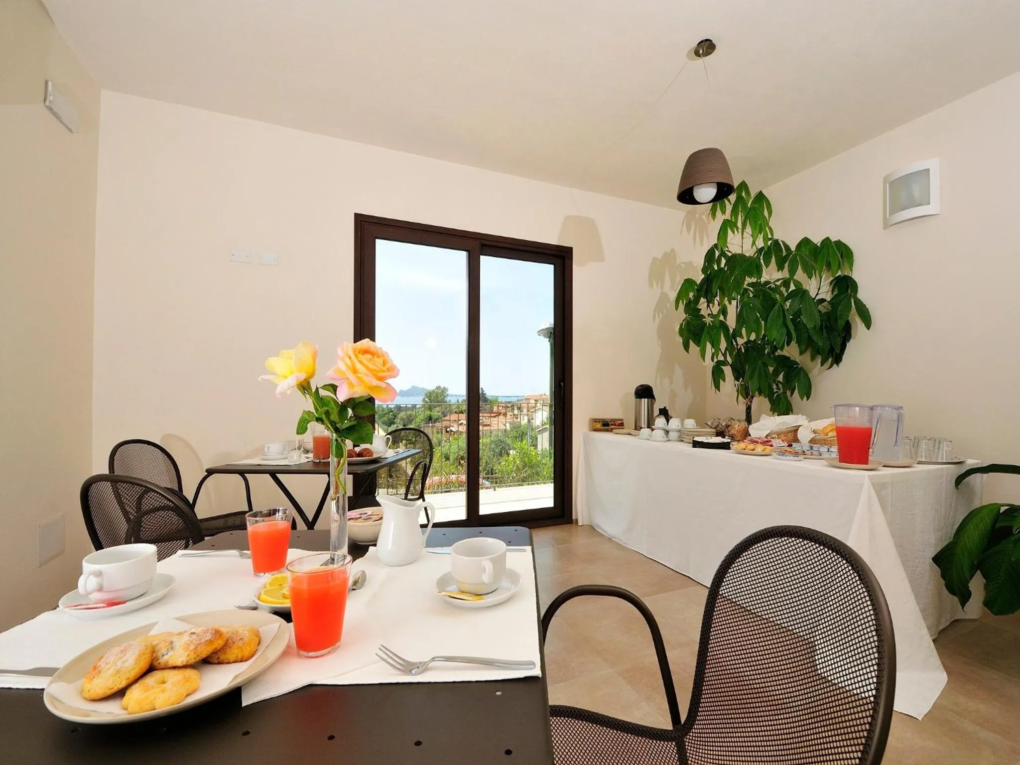 Food and drinks in B&B Le Cale