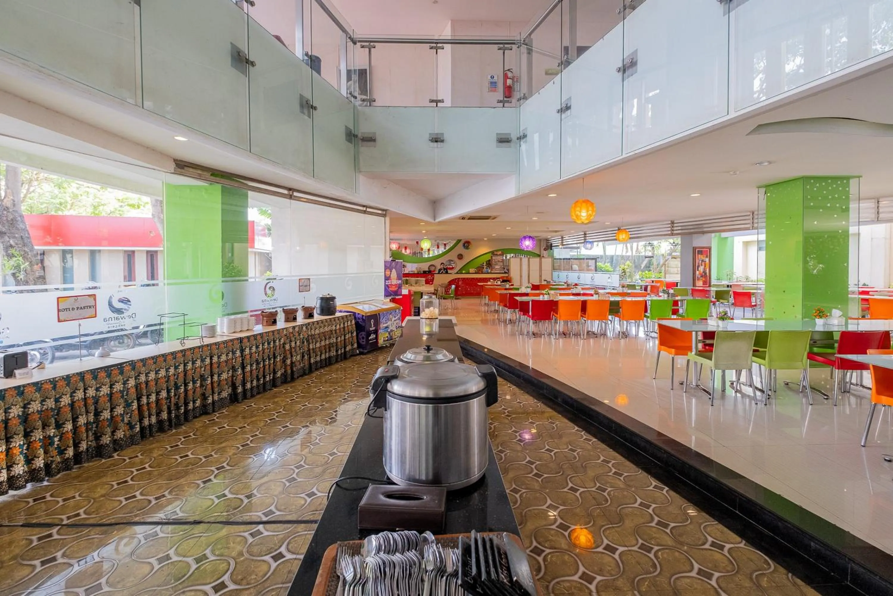 Restaurant/places to eat in RedDoorz Premium @ Jalan Veteran Bojonegoro