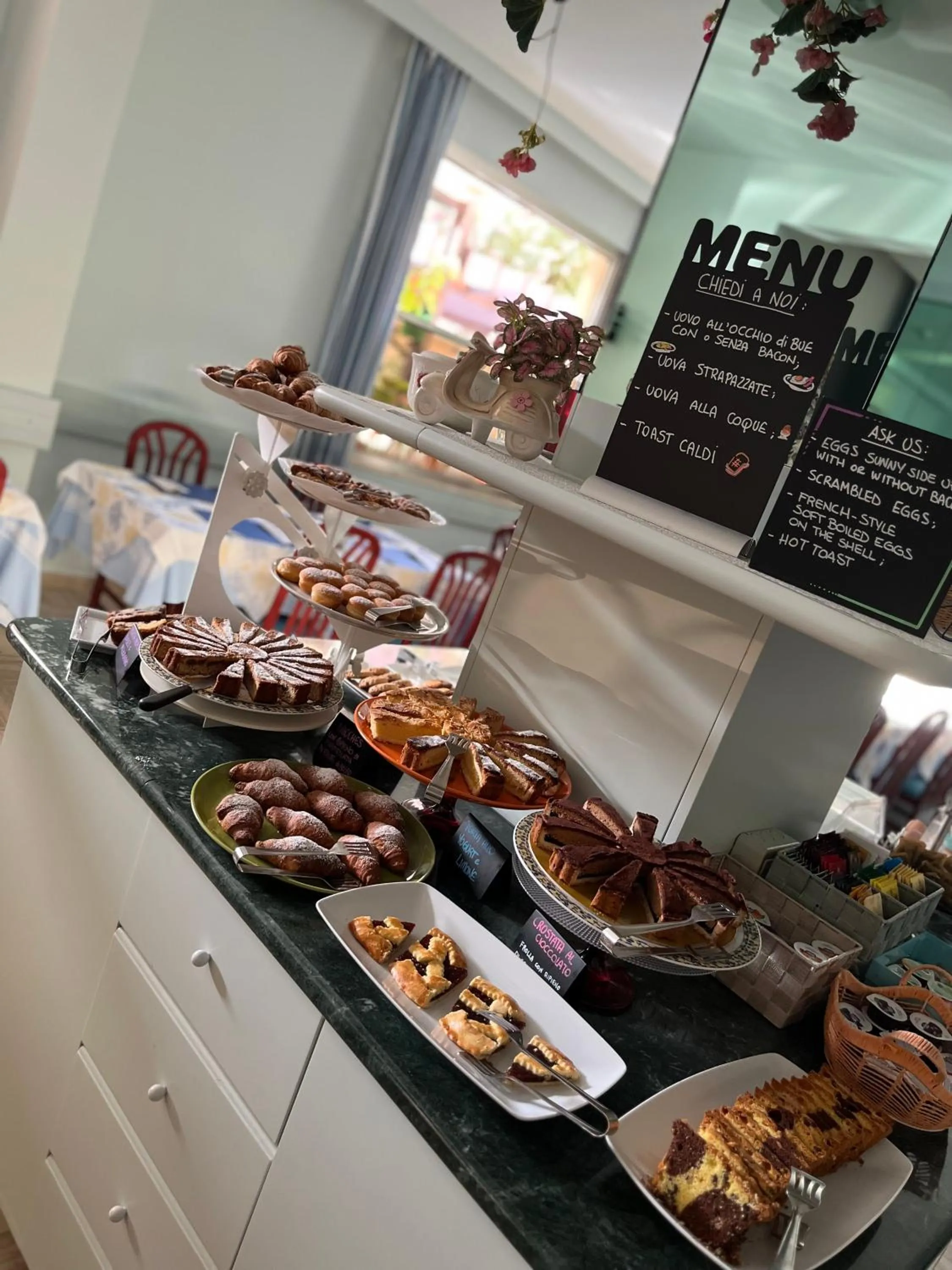 Breakfast in Hotel Emma Nord