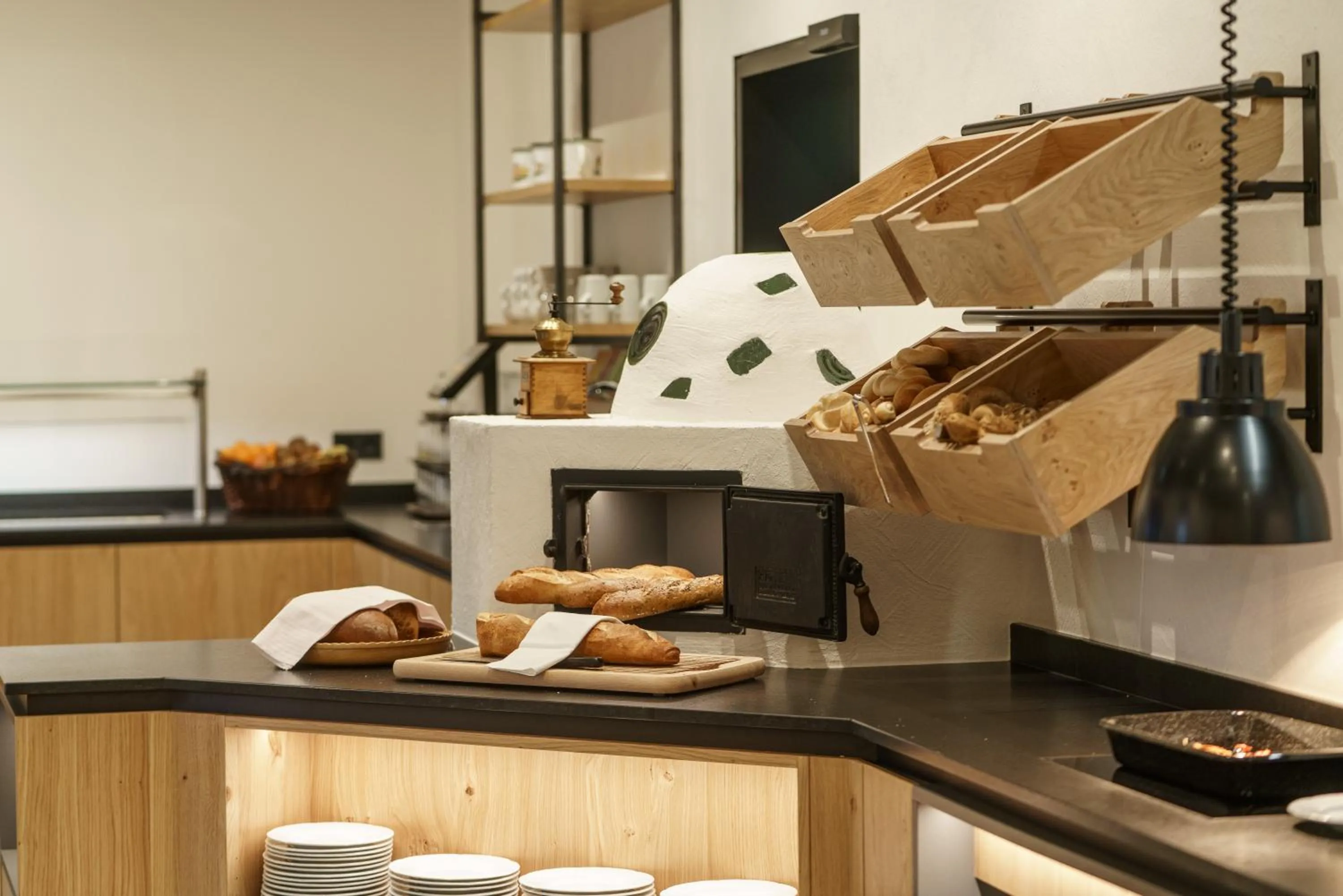 Restaurant/places to eat in Hotel Moser