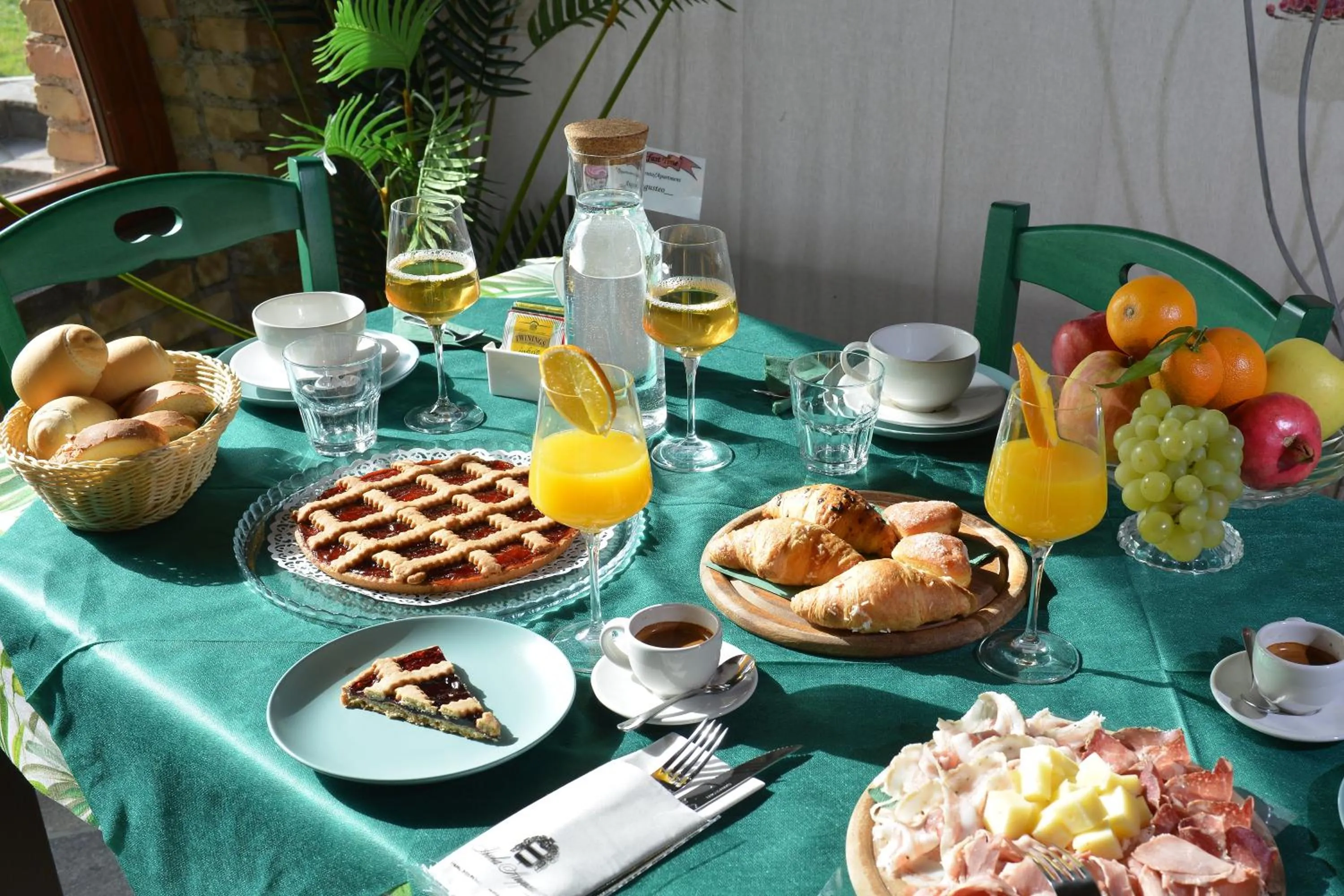 Breakfast in Agriturismo Isola Augusta