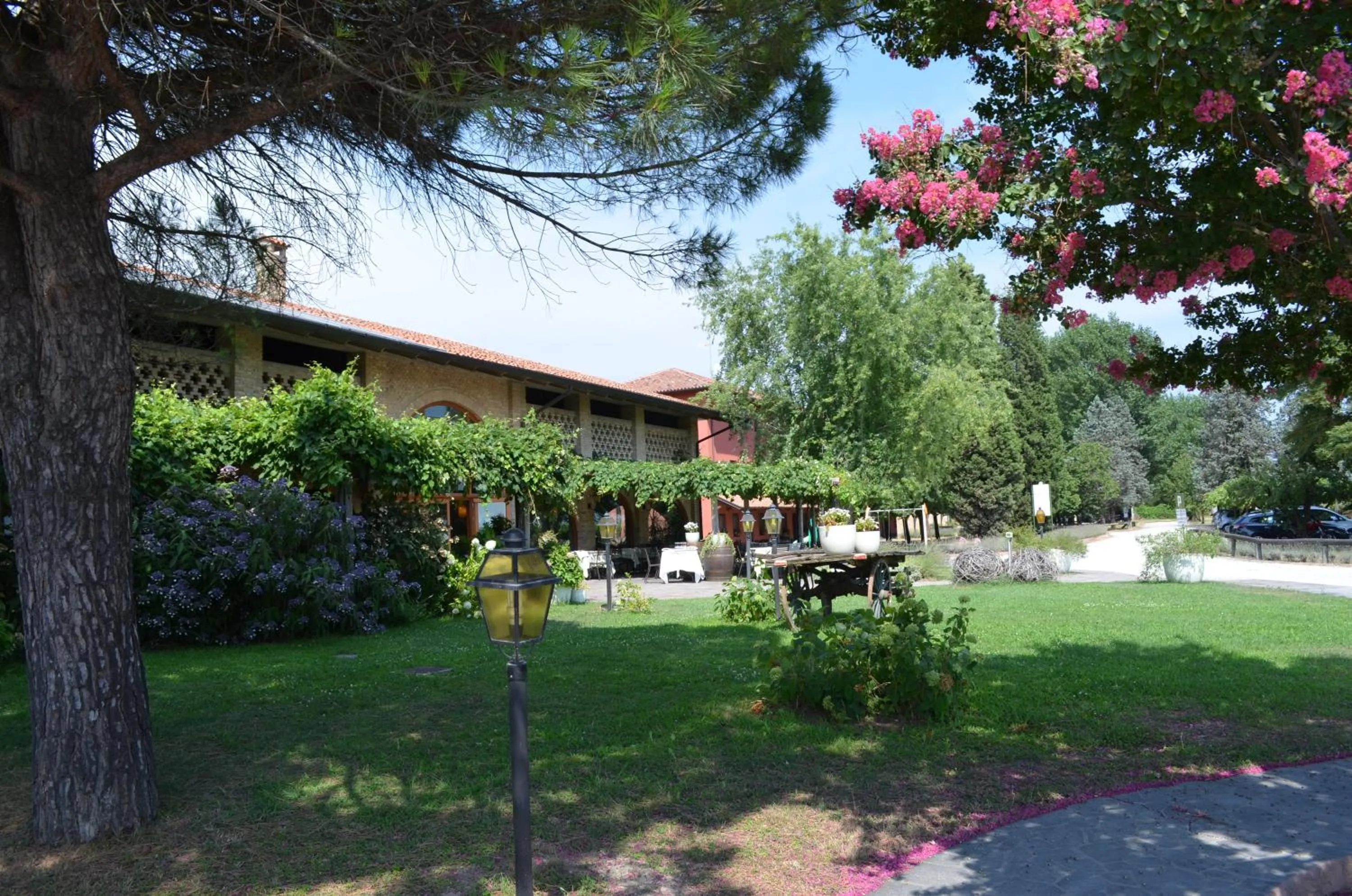 Facade/entrance in Agriturismo Isola Augusta