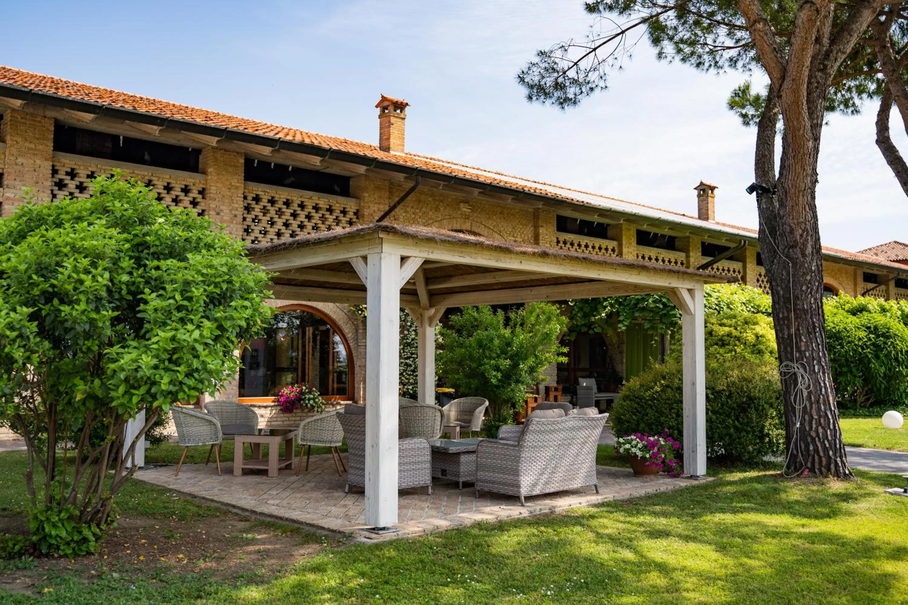 Restaurant/places to eat in Agriturismo Isola Augusta