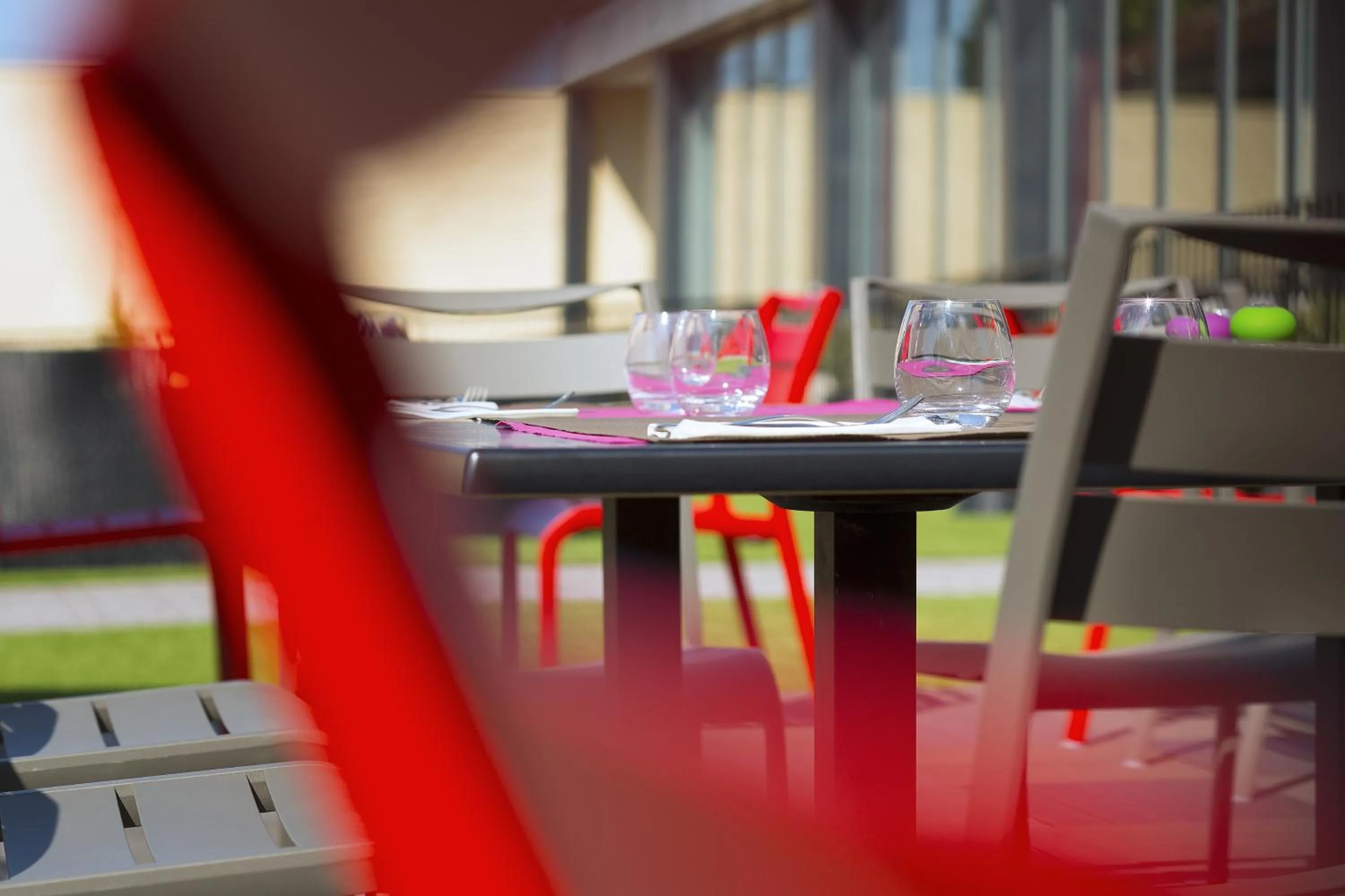 Balcony/Terrace in Executive Hôtel Paris Gennevilliers