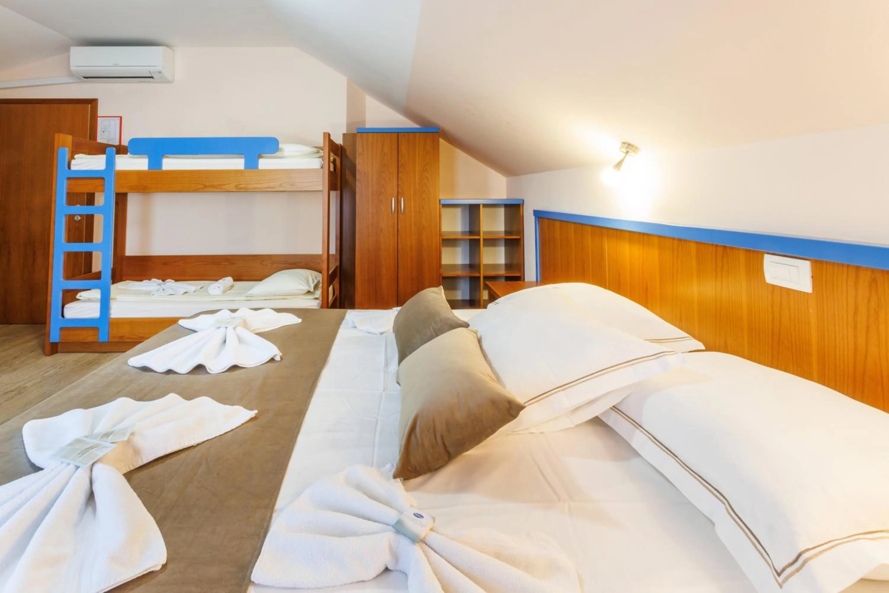 Bed in Hotel Vegov Hram