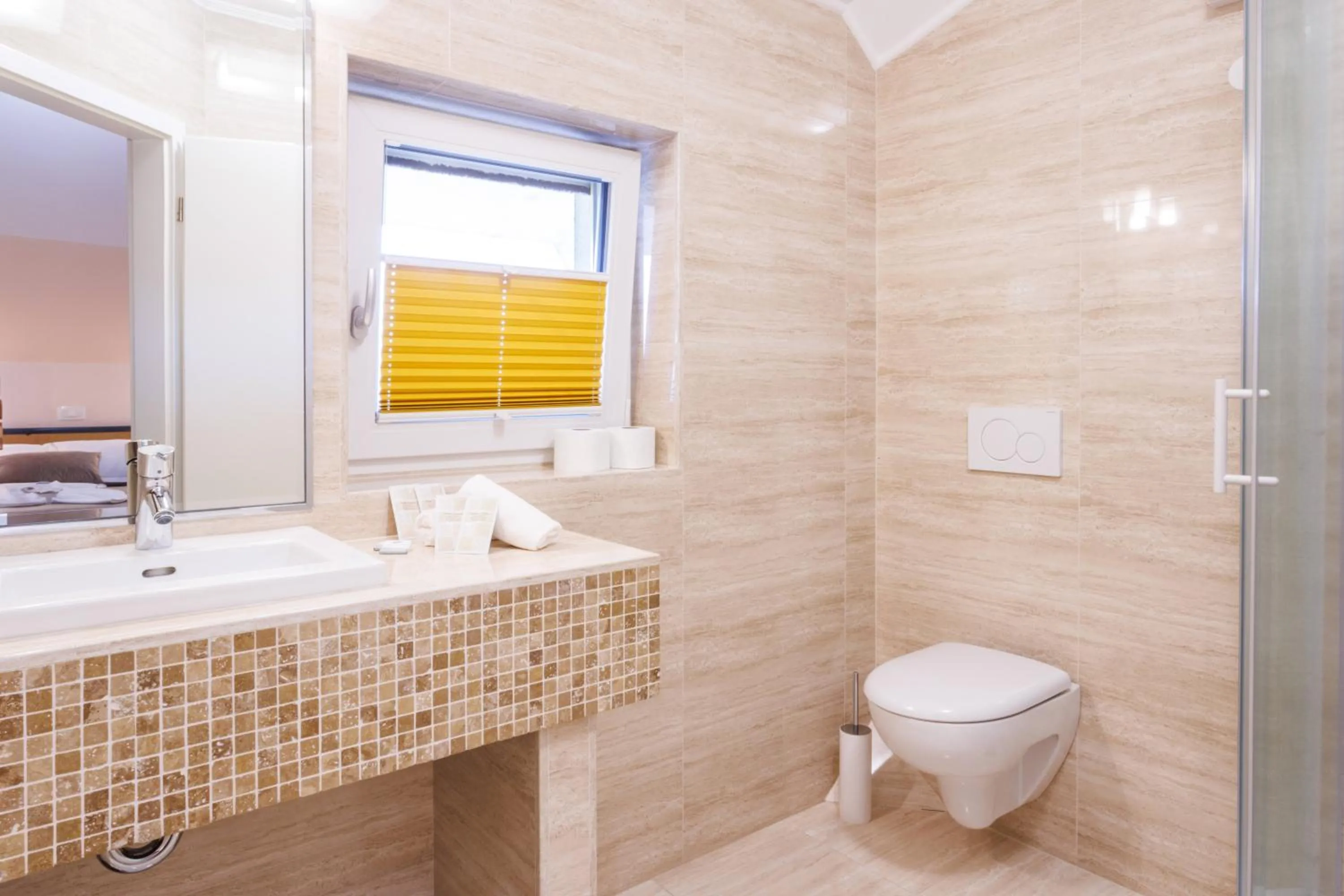 Shower in Hotel Vegov Hram