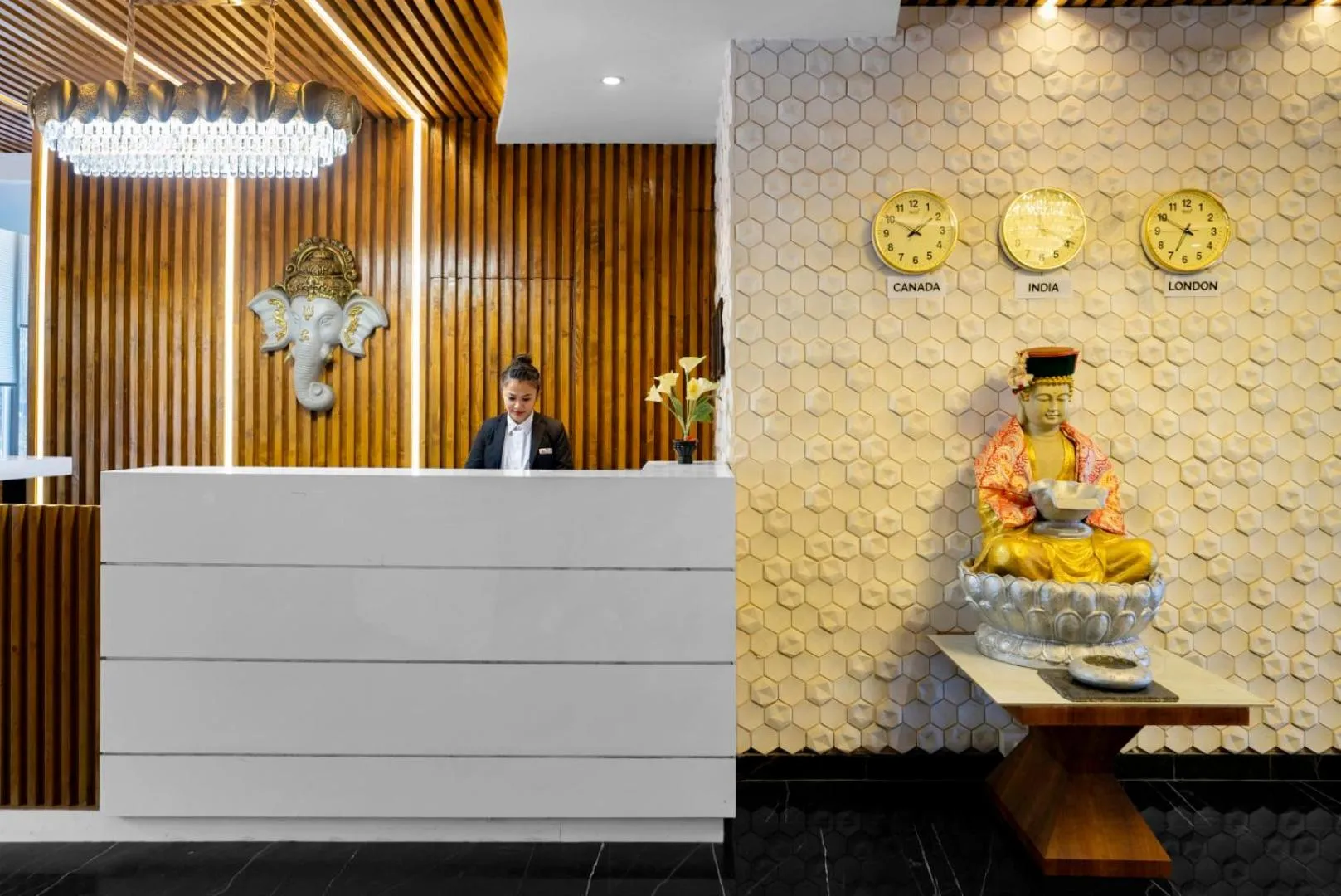 Lobby or reception in SPT Clarks Inn Suite, Mandi