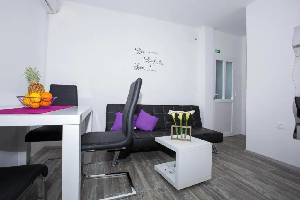 Dining area in Apartments Villa Roza