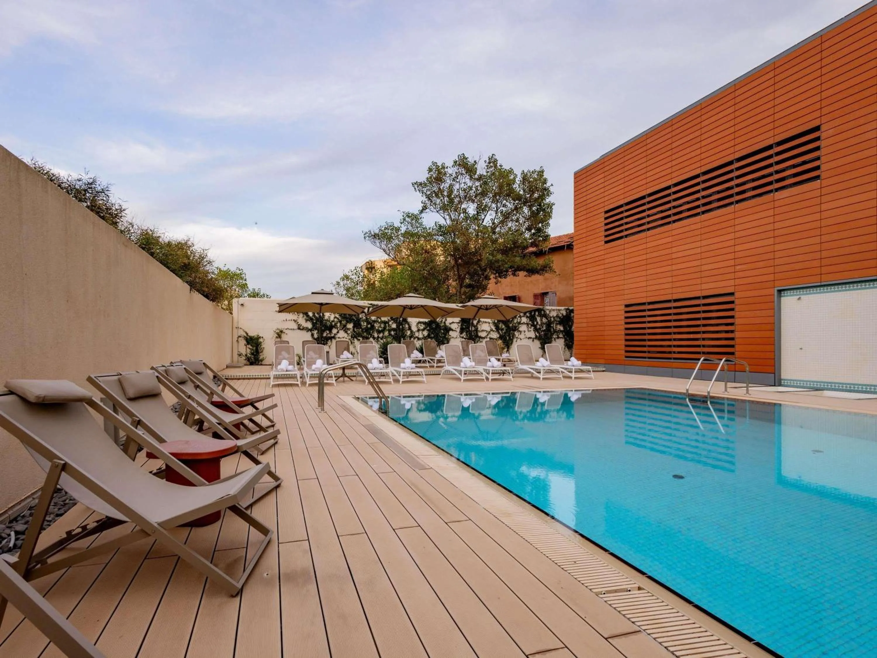Pool view in Mercure Alger Palais Des Congres