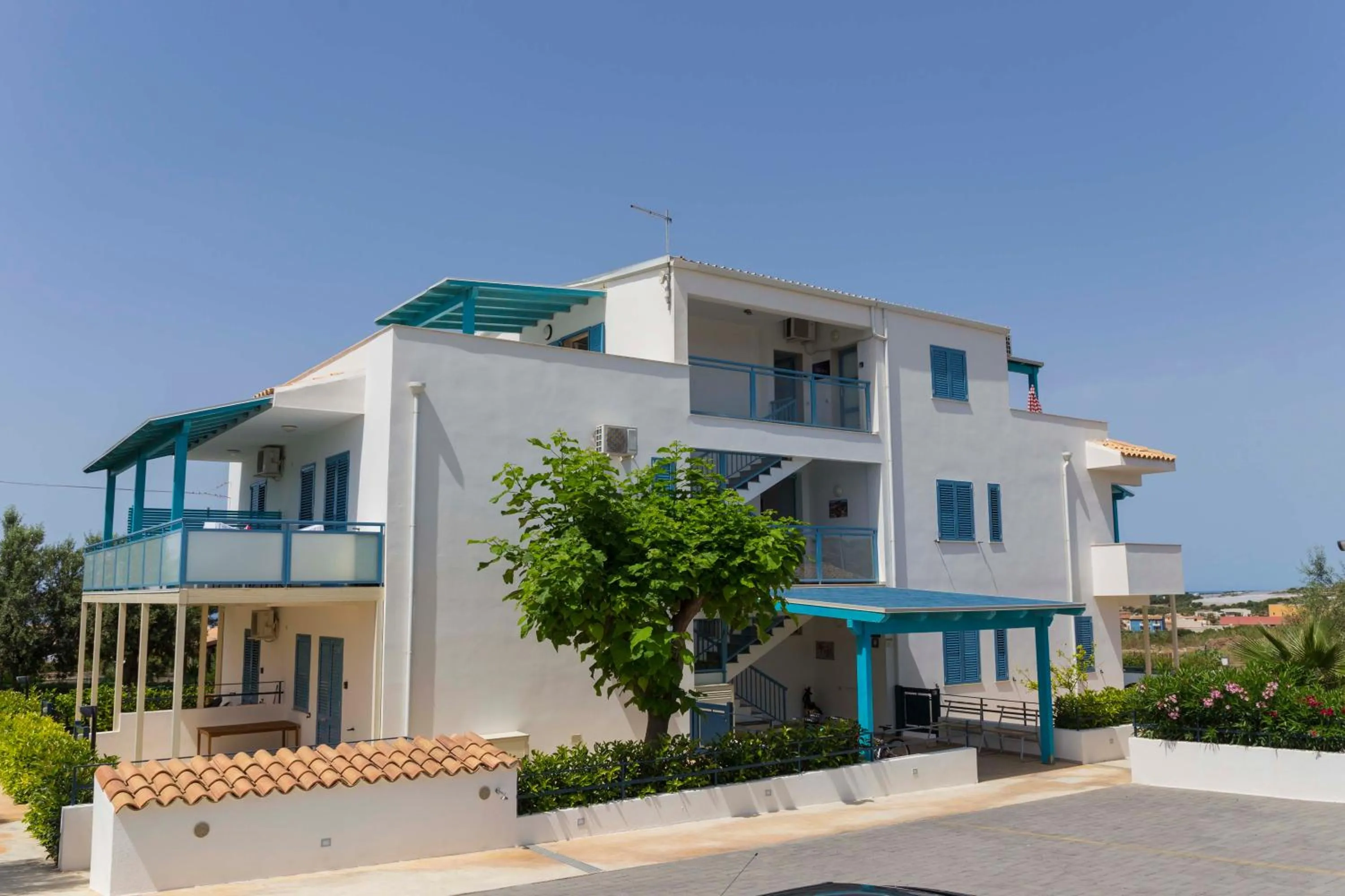 Property building in MareinSicilia Dammusa Residence