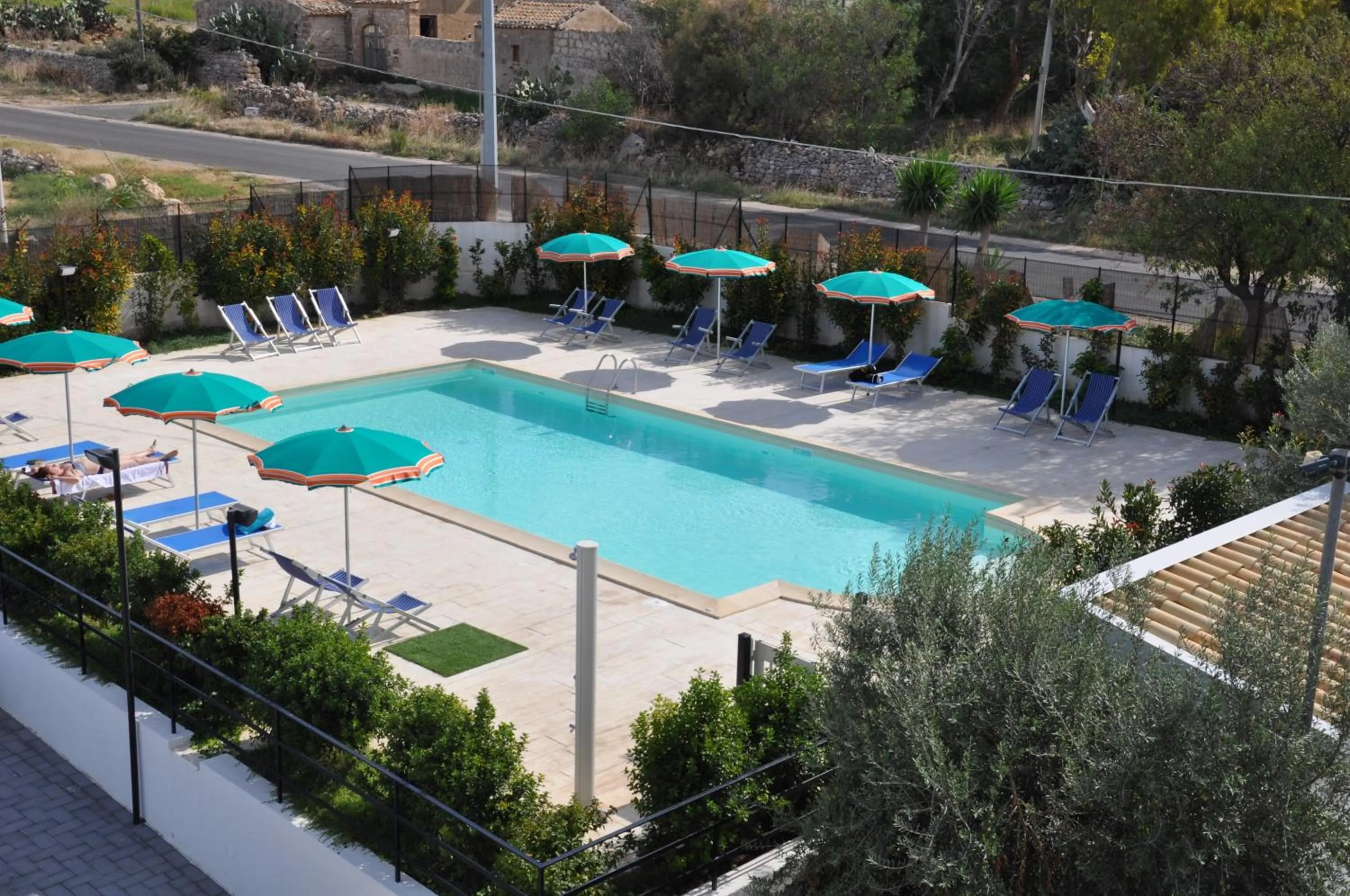 Swimming pool in MareinSicilia Dammusa Residence