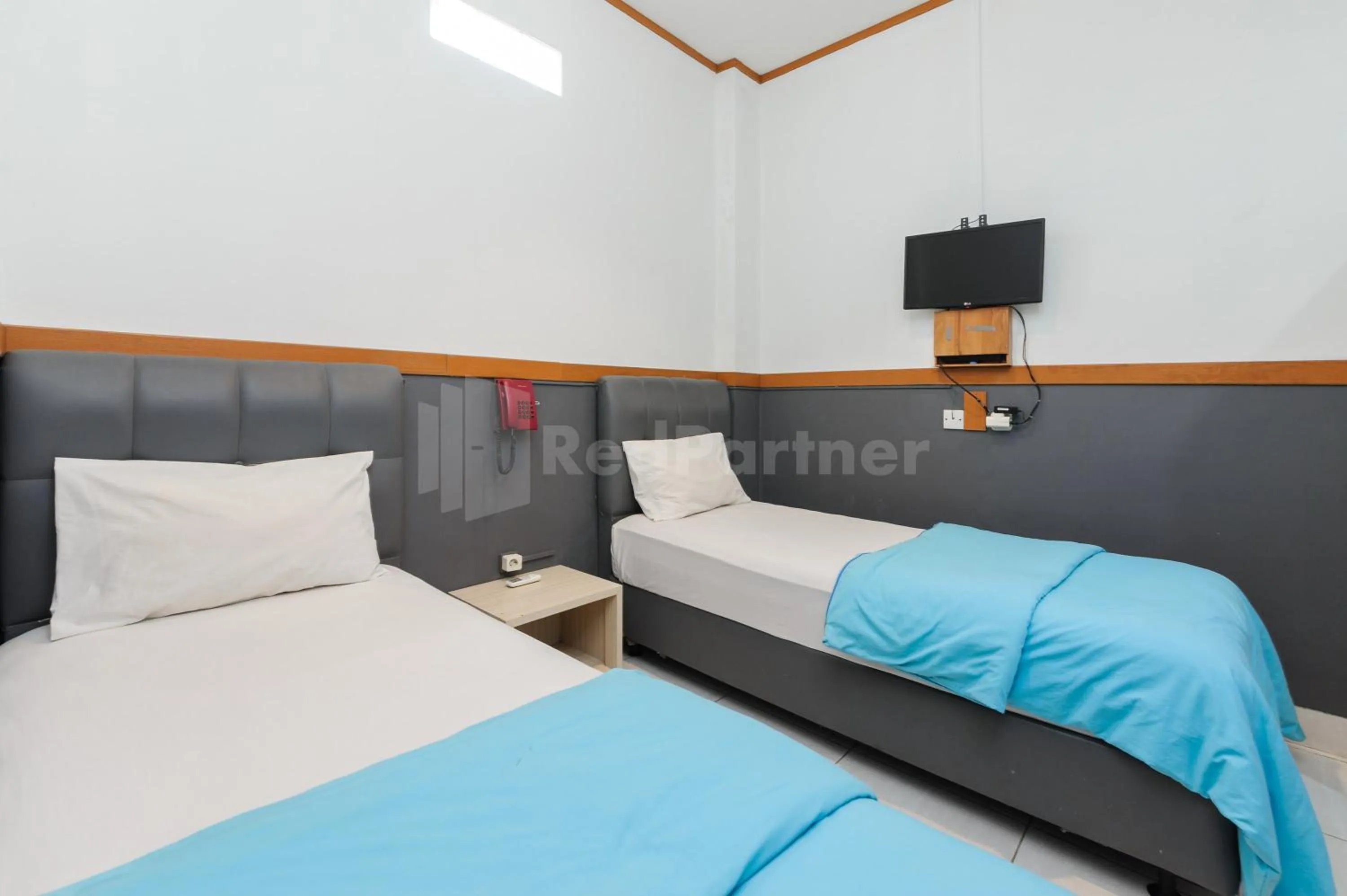 Bedroom, Bed in Urbanview Hotel Ian Jaksa Kebon Sirih