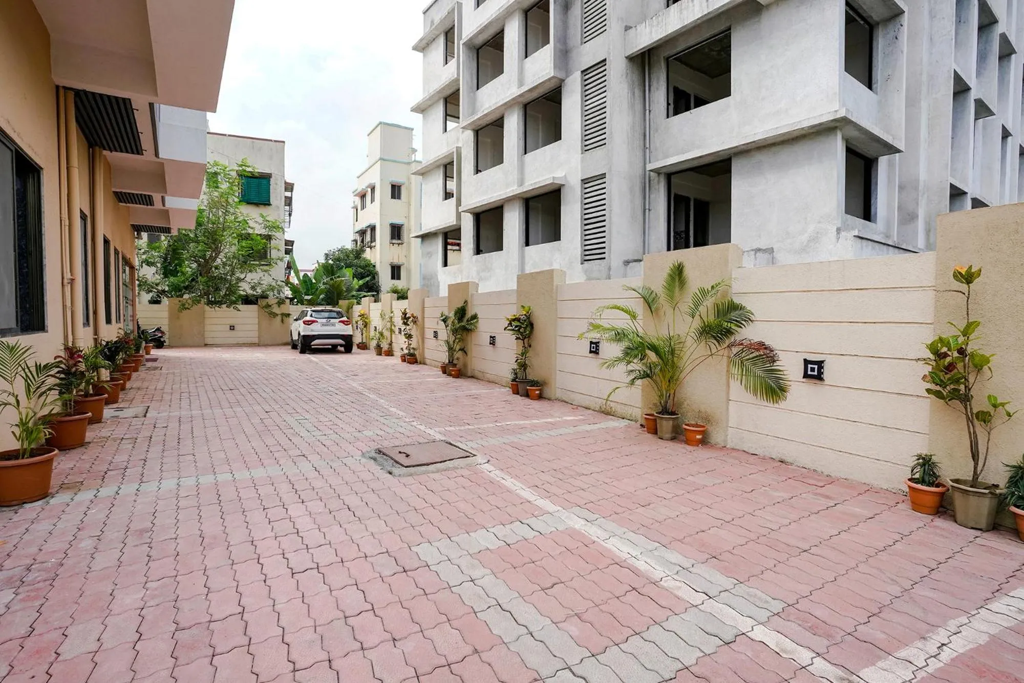 Parking in FabHotel Swaraj