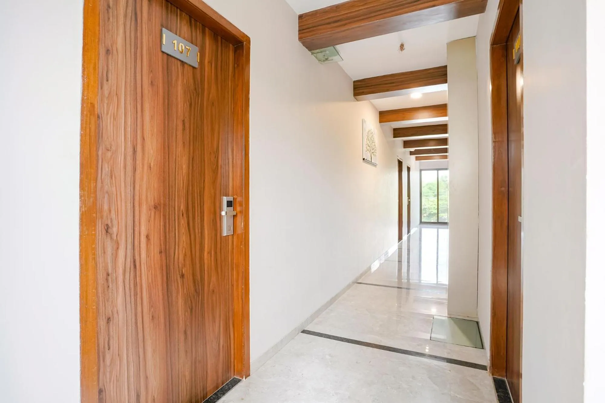 Lobby or reception in FabHotel Swaraj