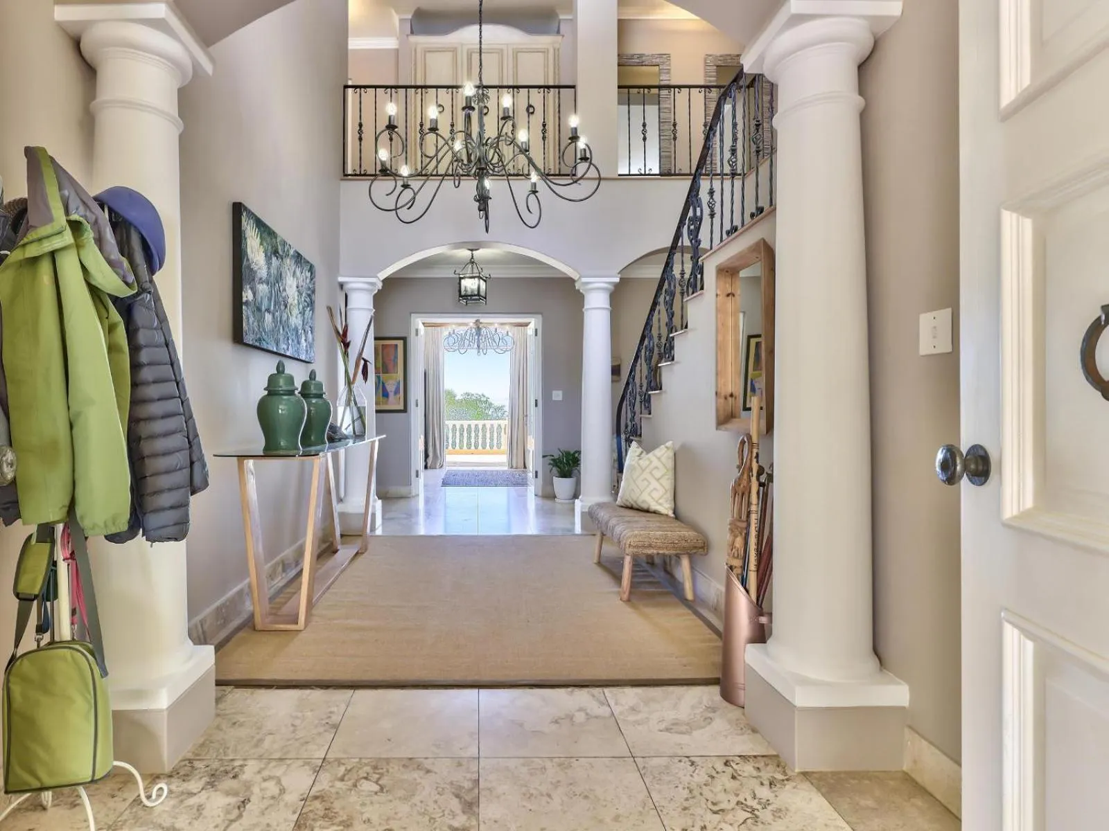 Facade/entrance in Devonport House - Constantia