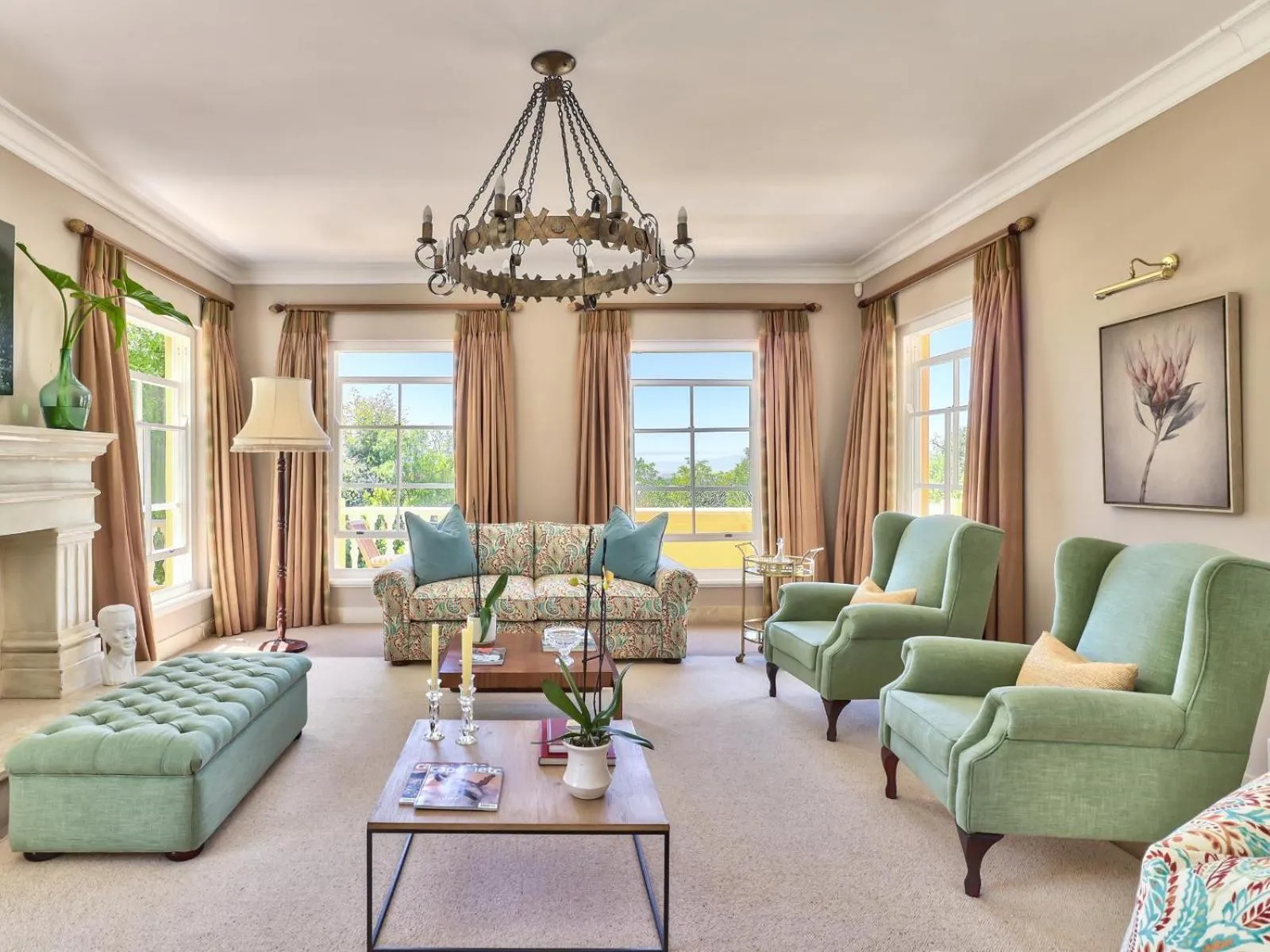 Lounge or bar in Devonport House - Constantia