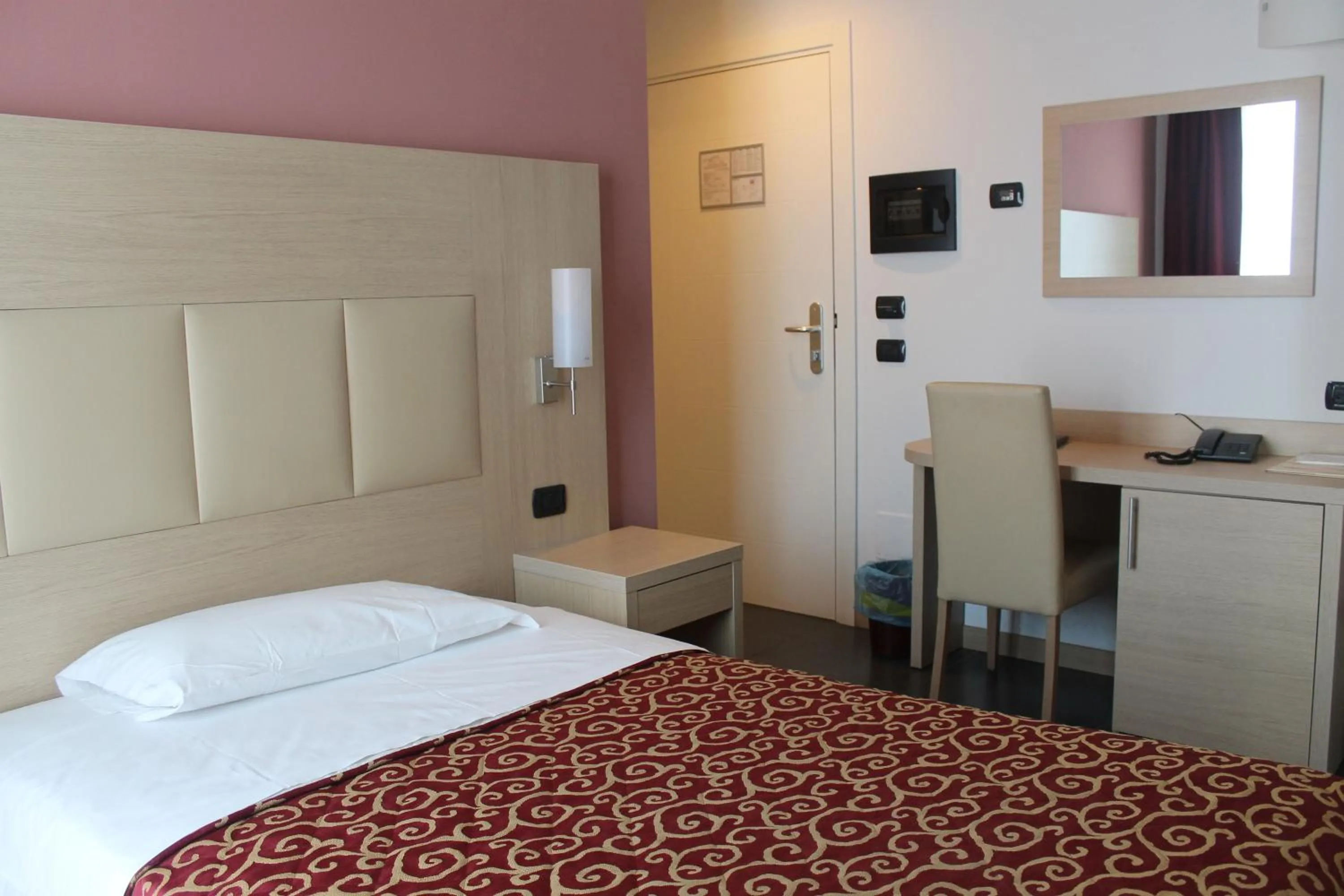 Bed in Hotel Eridano