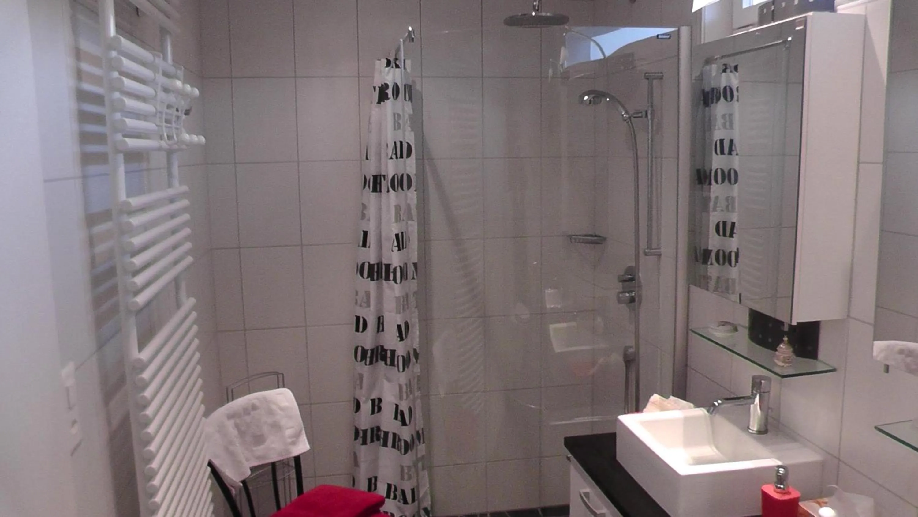 Area and facilities in Les Petites Chambres de la Bleue Maison