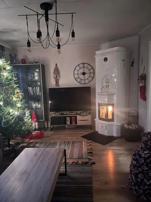 Cozy house close to SantaVillage