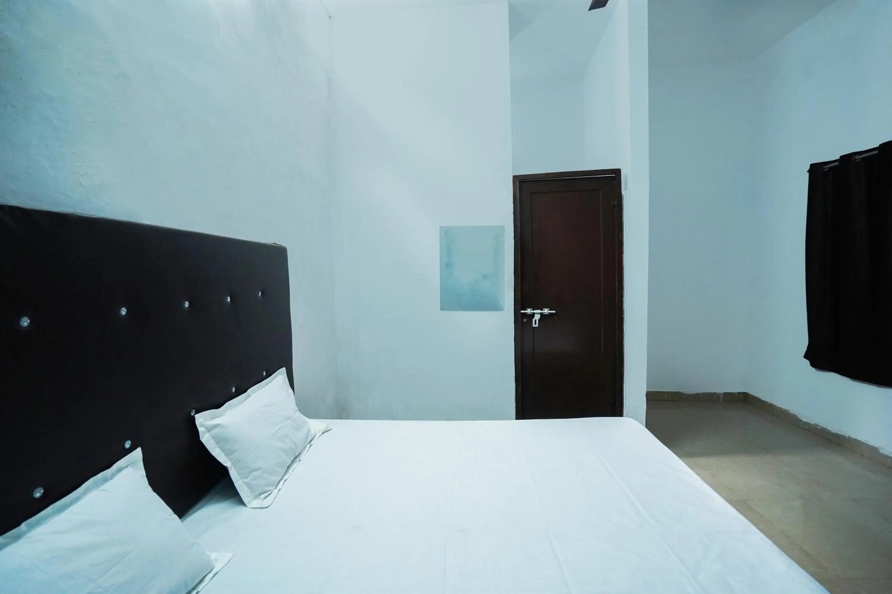 Bedroom in Hotel O Shining Star