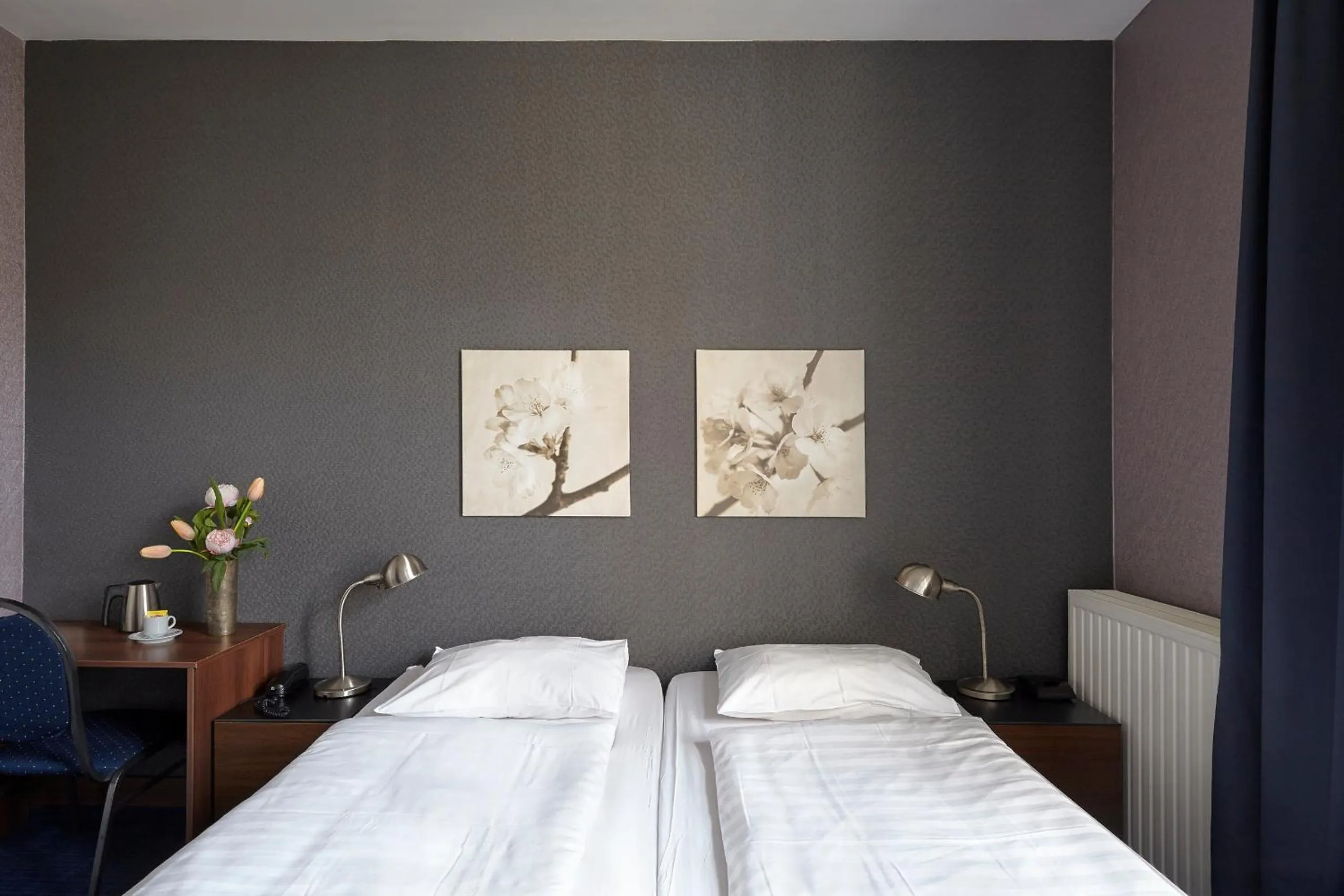 Bed in Hotel D'Amsterdam Leidsesquare