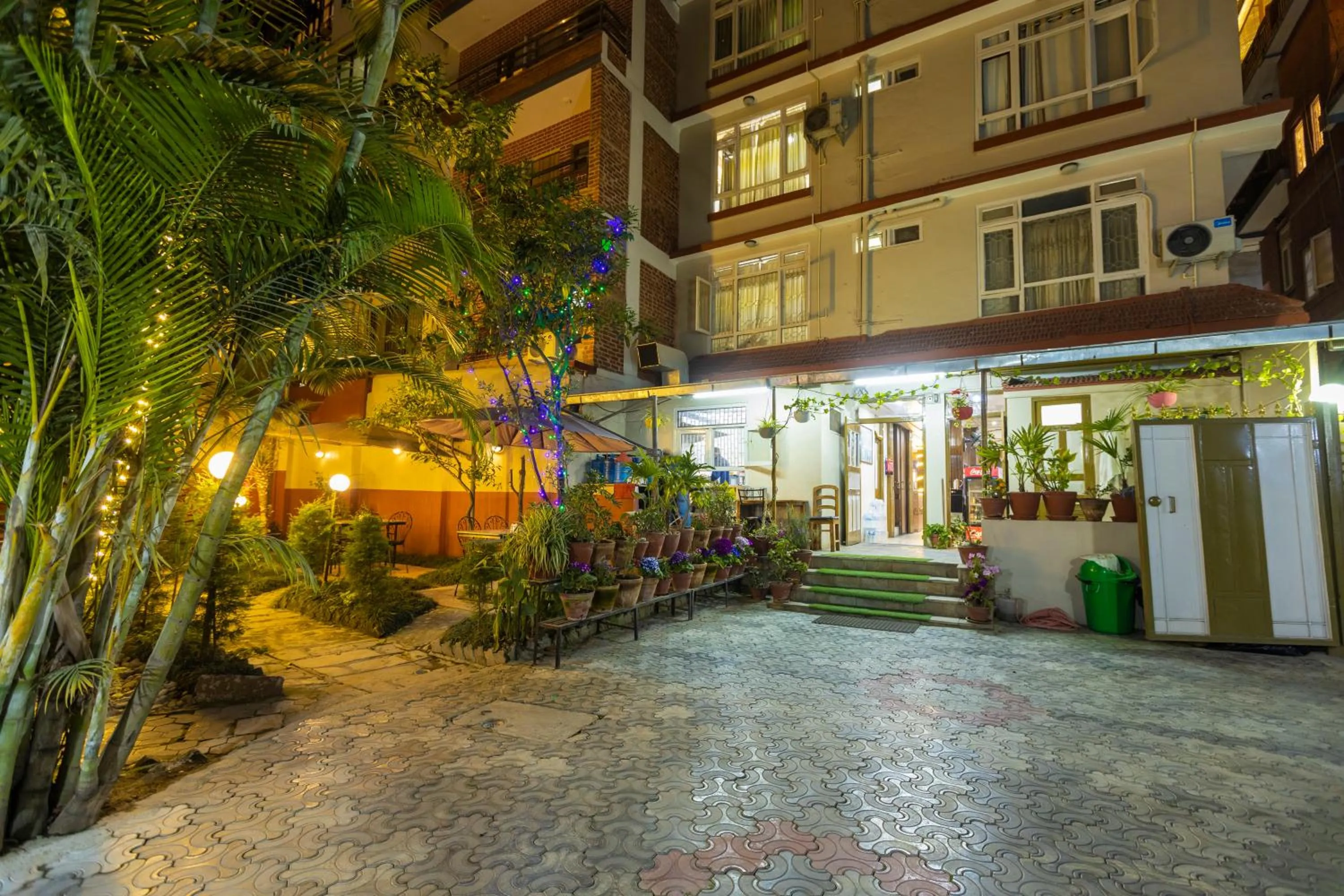 Garden in Hotel Sekai