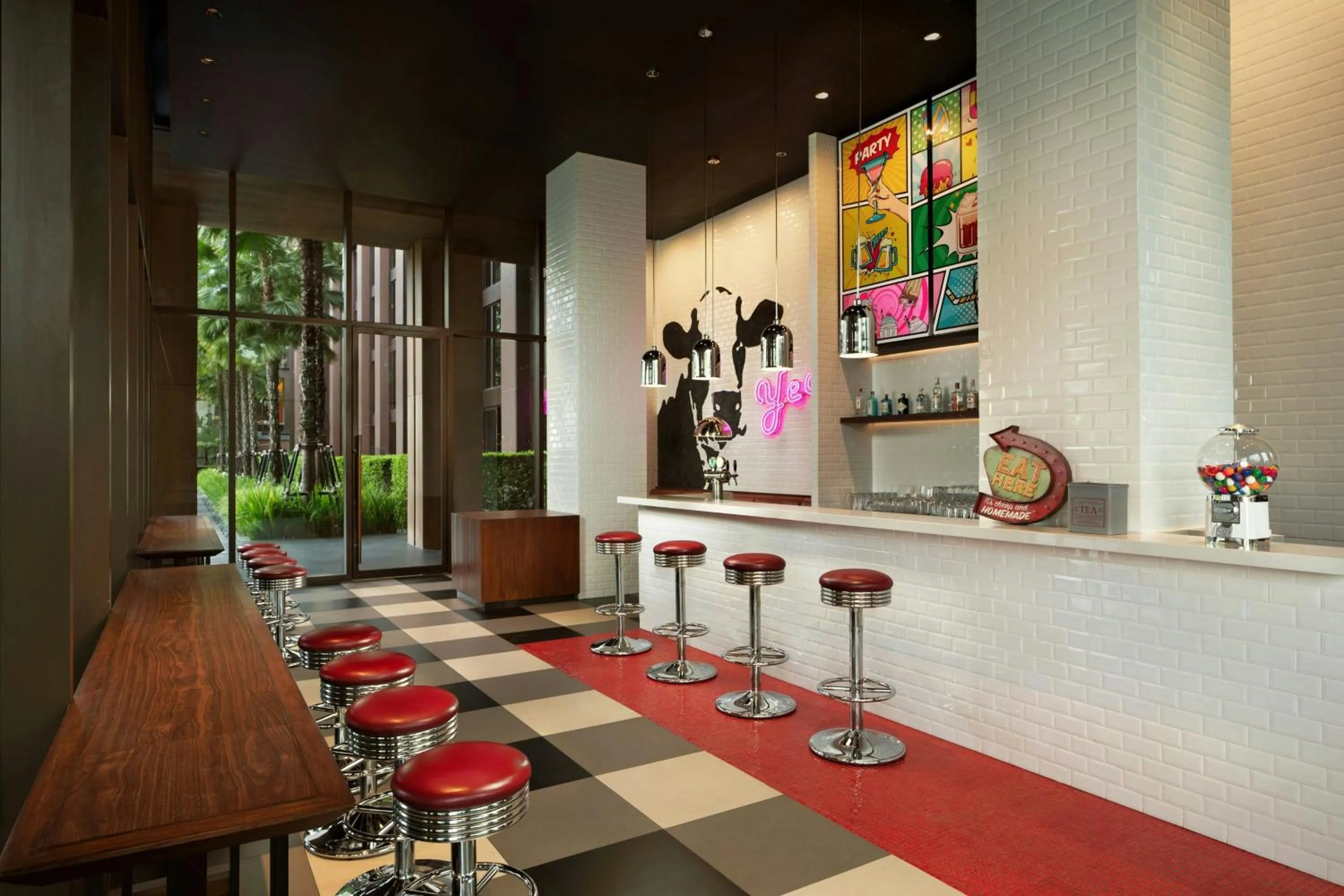 Restaurant/places to eat in Courtyard by Marriott Bangkok Suvarnabhumi Airport