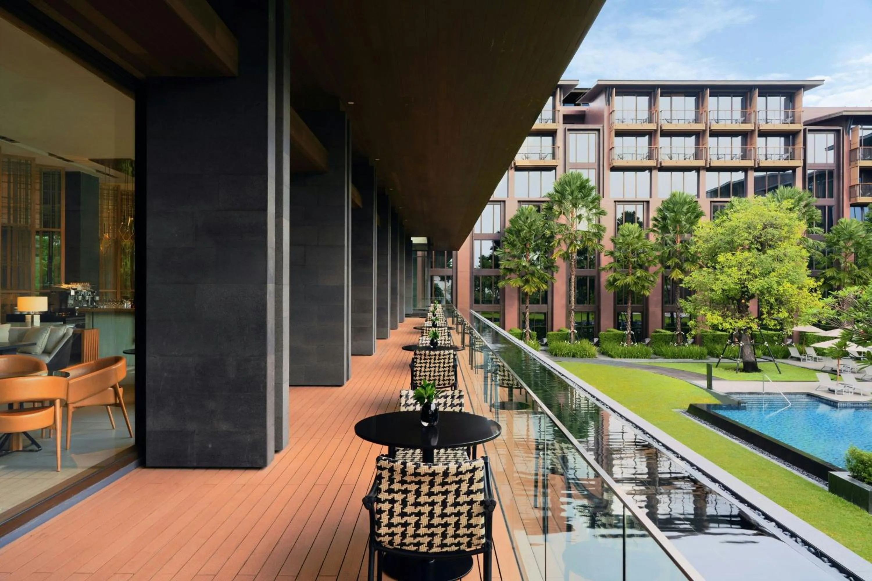 Lobby or reception in Courtyard by Marriott Bangkok Suvarnabhumi Airport