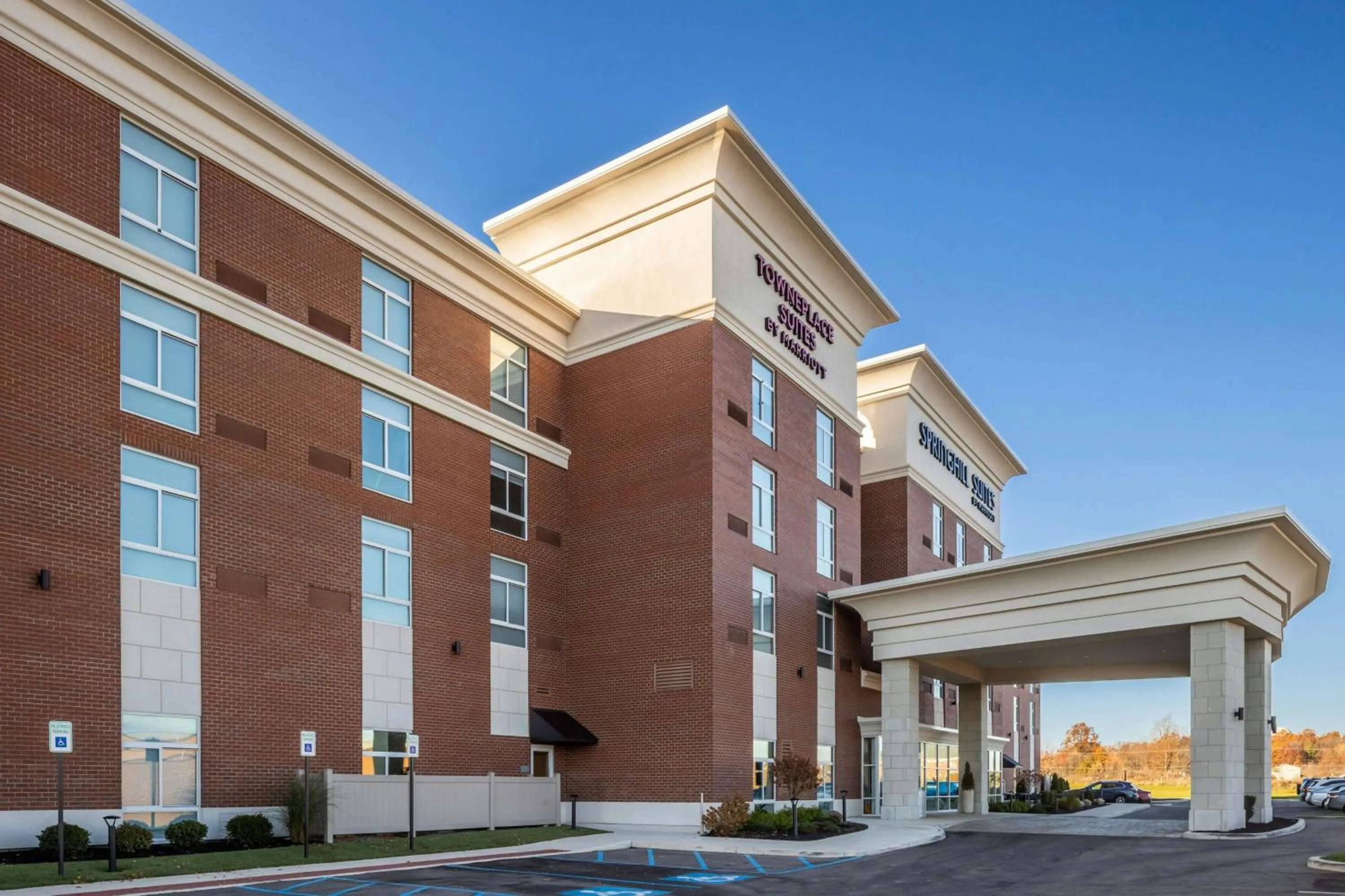 Property building in TownePlace Suites by Marriott Canfield