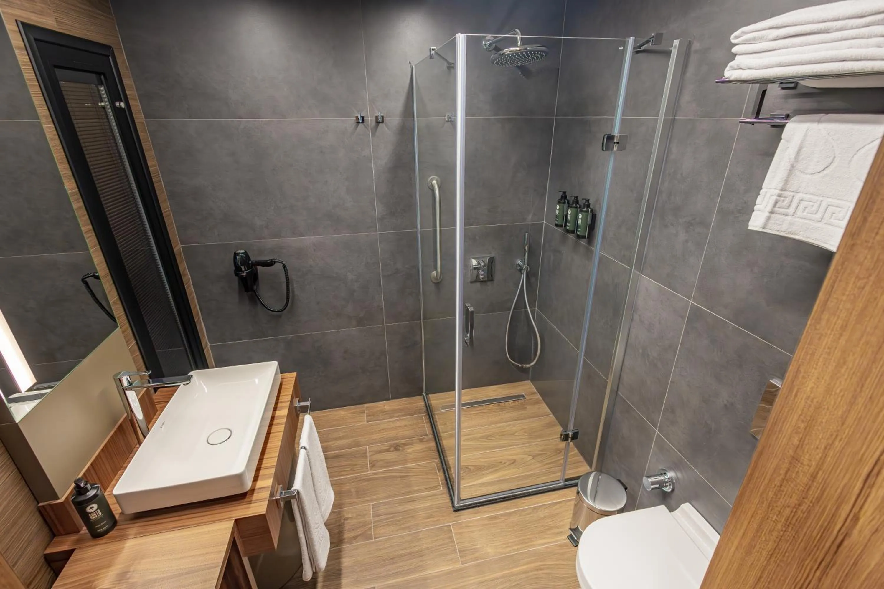 Shower in FT Lotus Thermal Hotel&SPA Trademark Collection by Wyndham