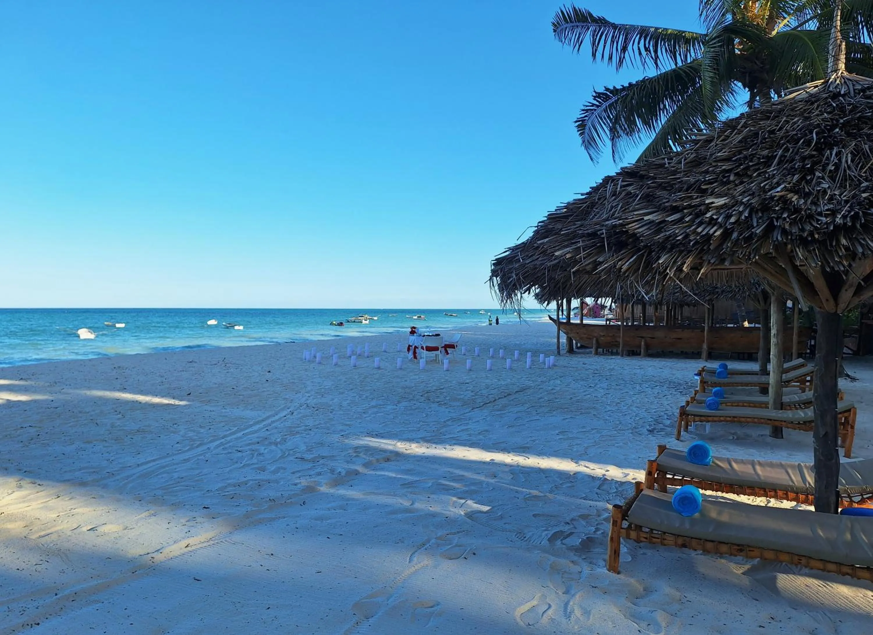 BIANCO AZZURRO Hotel & Restaurant