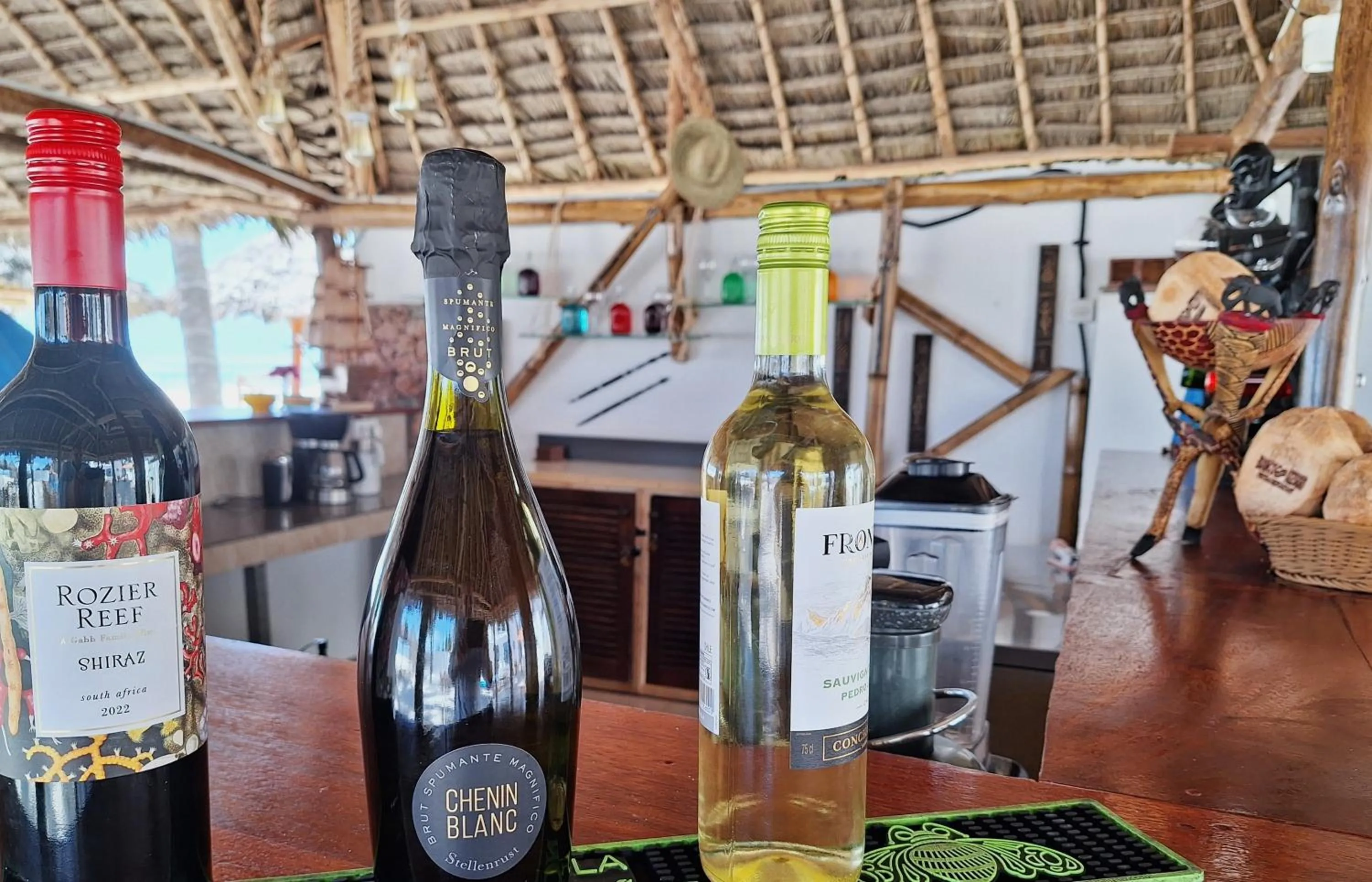 Lounge or bar in BIANCO AZZURRO Hotel & Restaurant