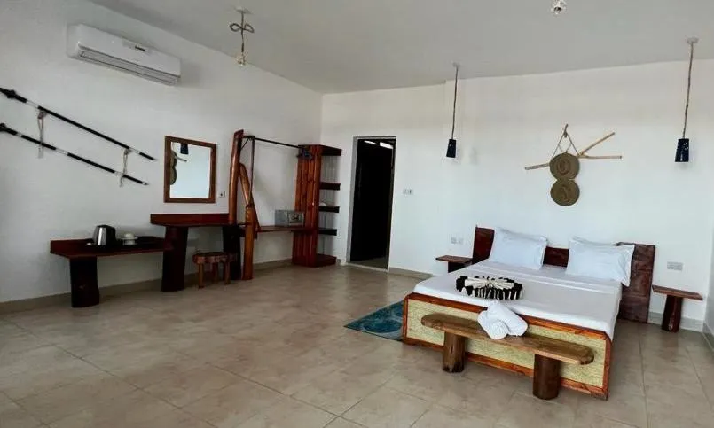 BIANCO AZZURRO Hotel & Restaurant