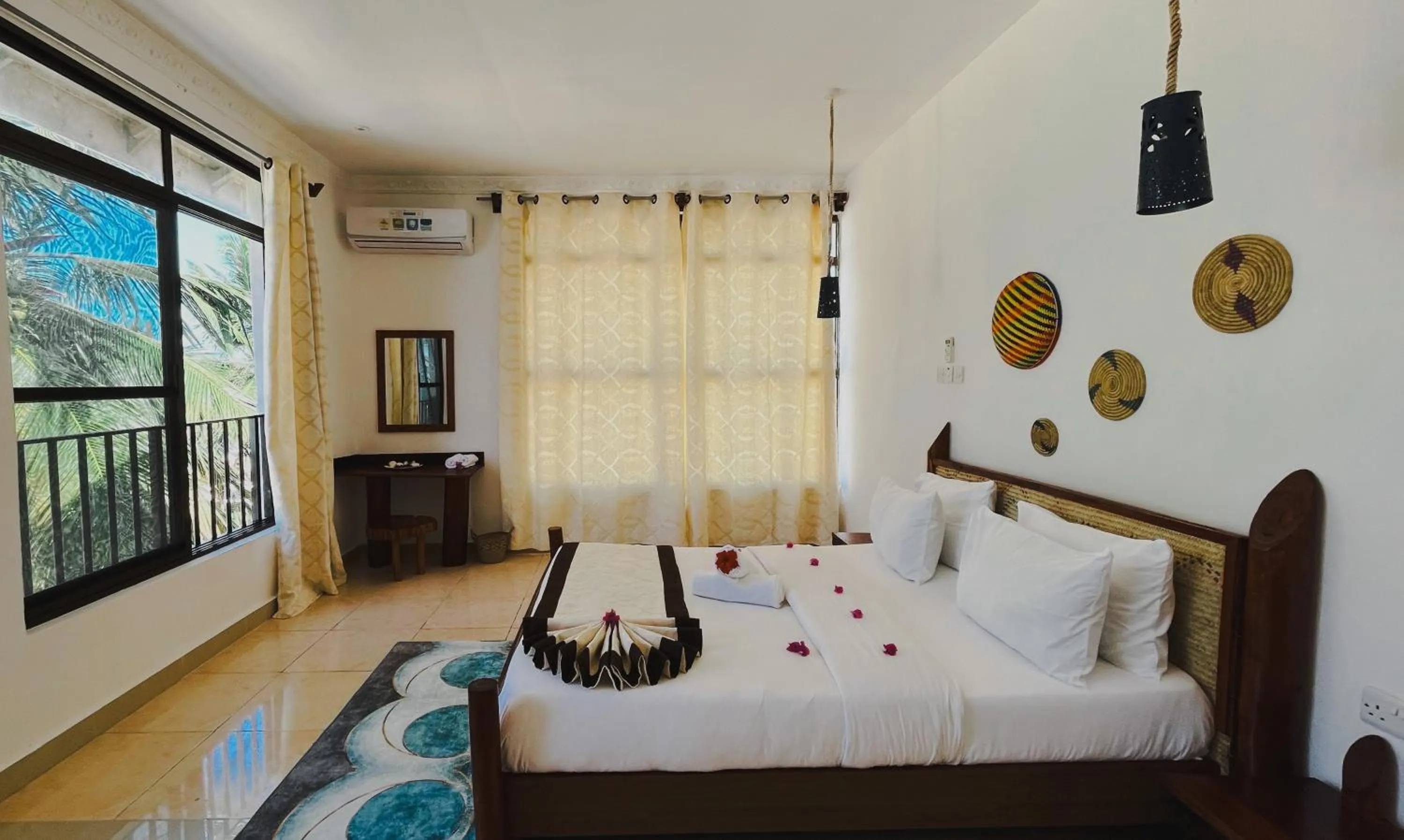 Bed in BIANCO AZZURRO Hotel & Restaurant