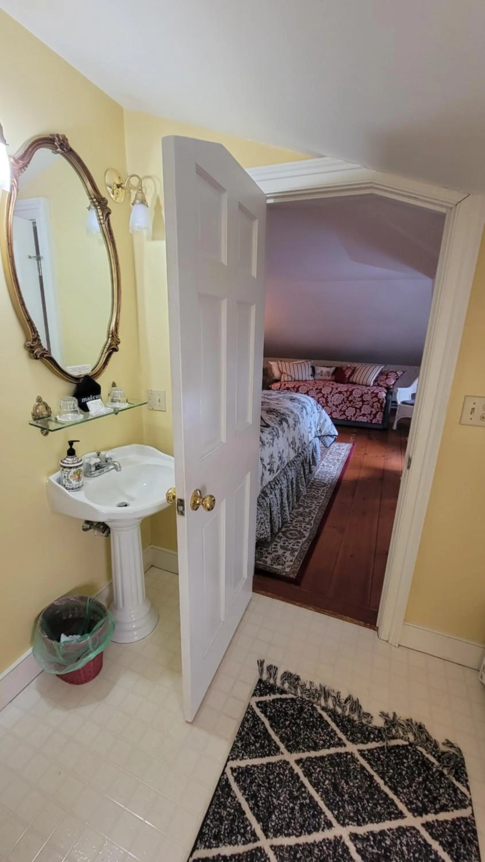 Bed in Strong House Inn