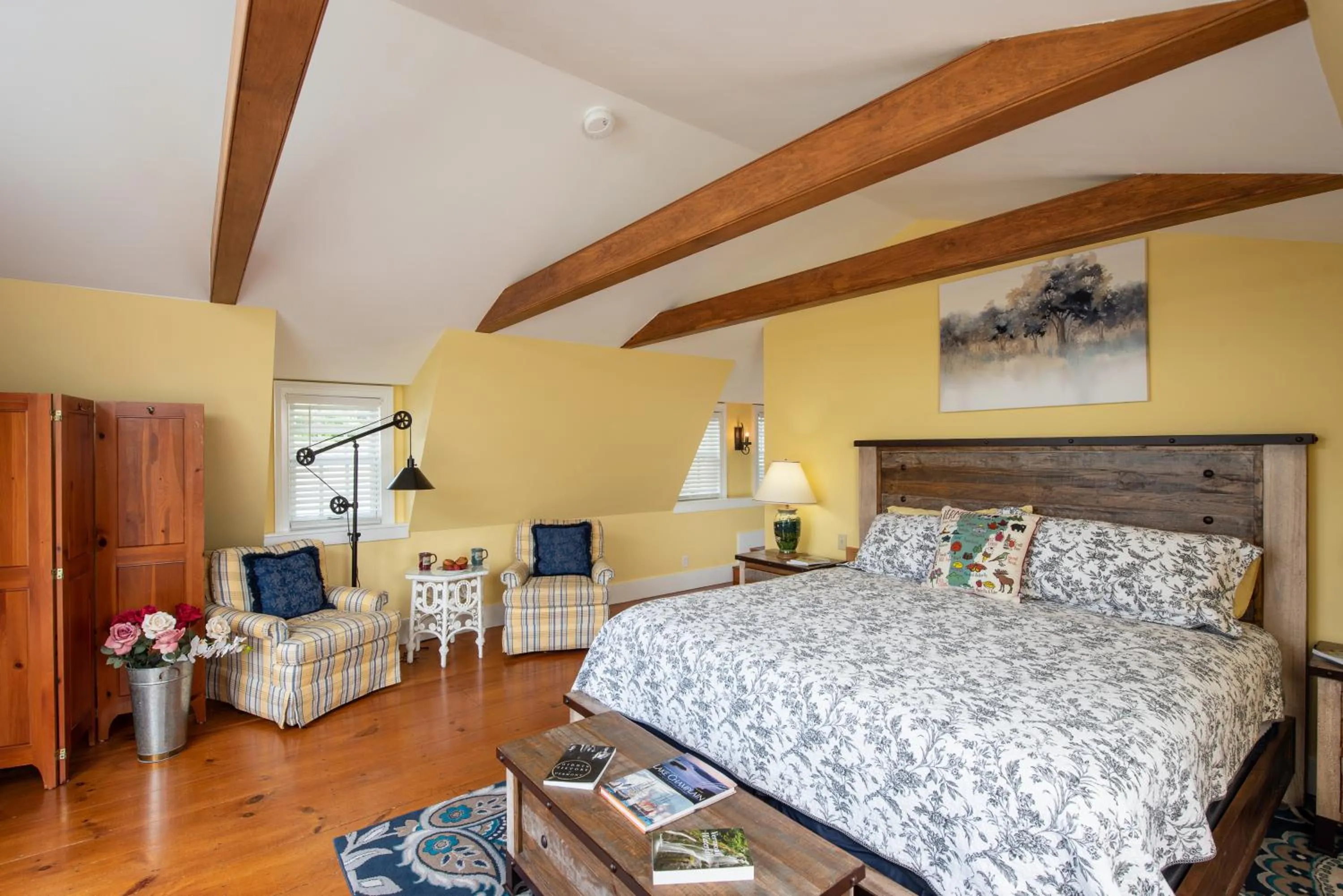 Bed in Strong House Inn