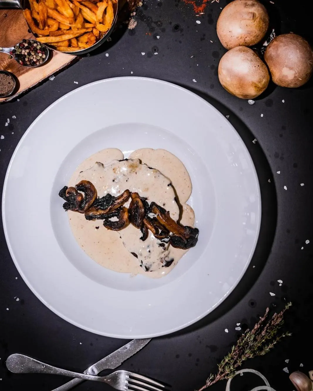 Restaurant/places to eat in Ouril Mindelo