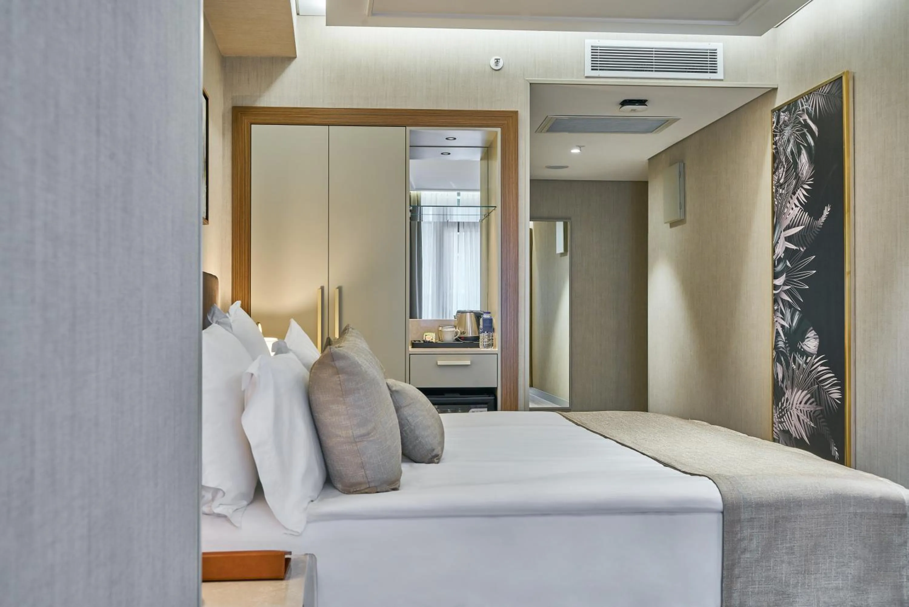 Bed in Rayelin Hotel Istanbul Old City