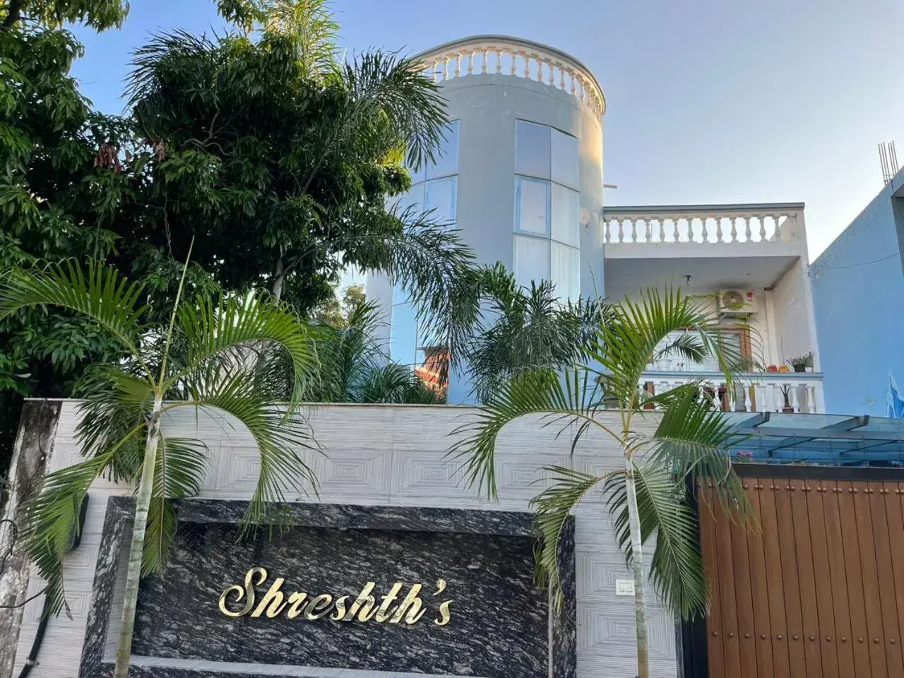 Shreshth Home Stay - Best Family Accommodation - 3km from Har Ki Pauri, Haridwar, Uttarakhand Shreshth Home Stay - Best Family Accommodation - 3km from Har Ki Pauri, Haridwar, Uttarakhand