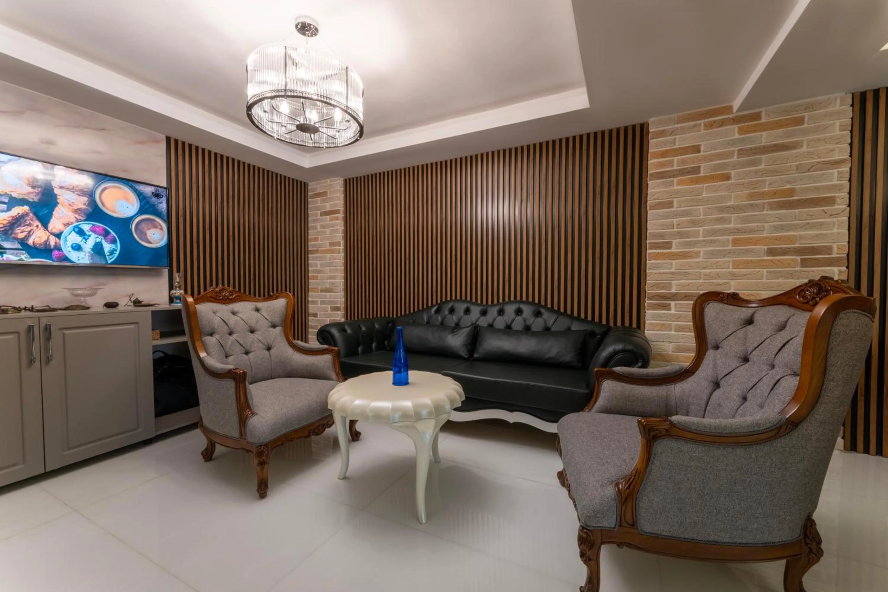 TV and multimedia in Rubby Hotel Kadıköy