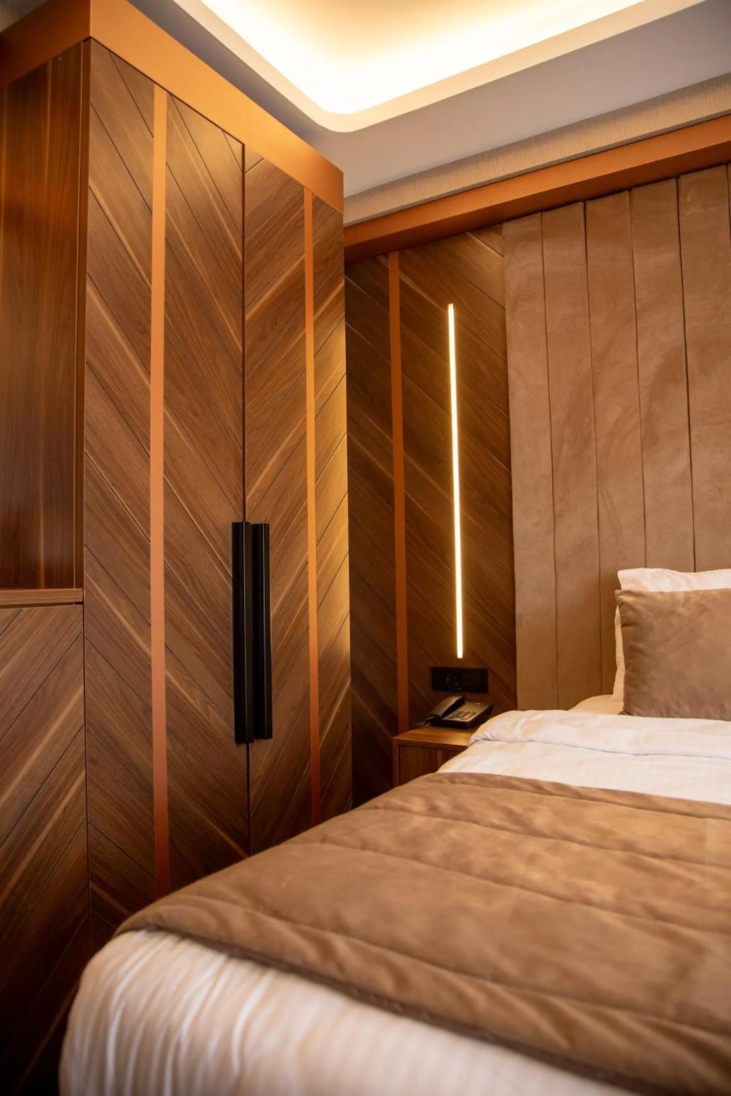 Bed in THE PARK HOTEL