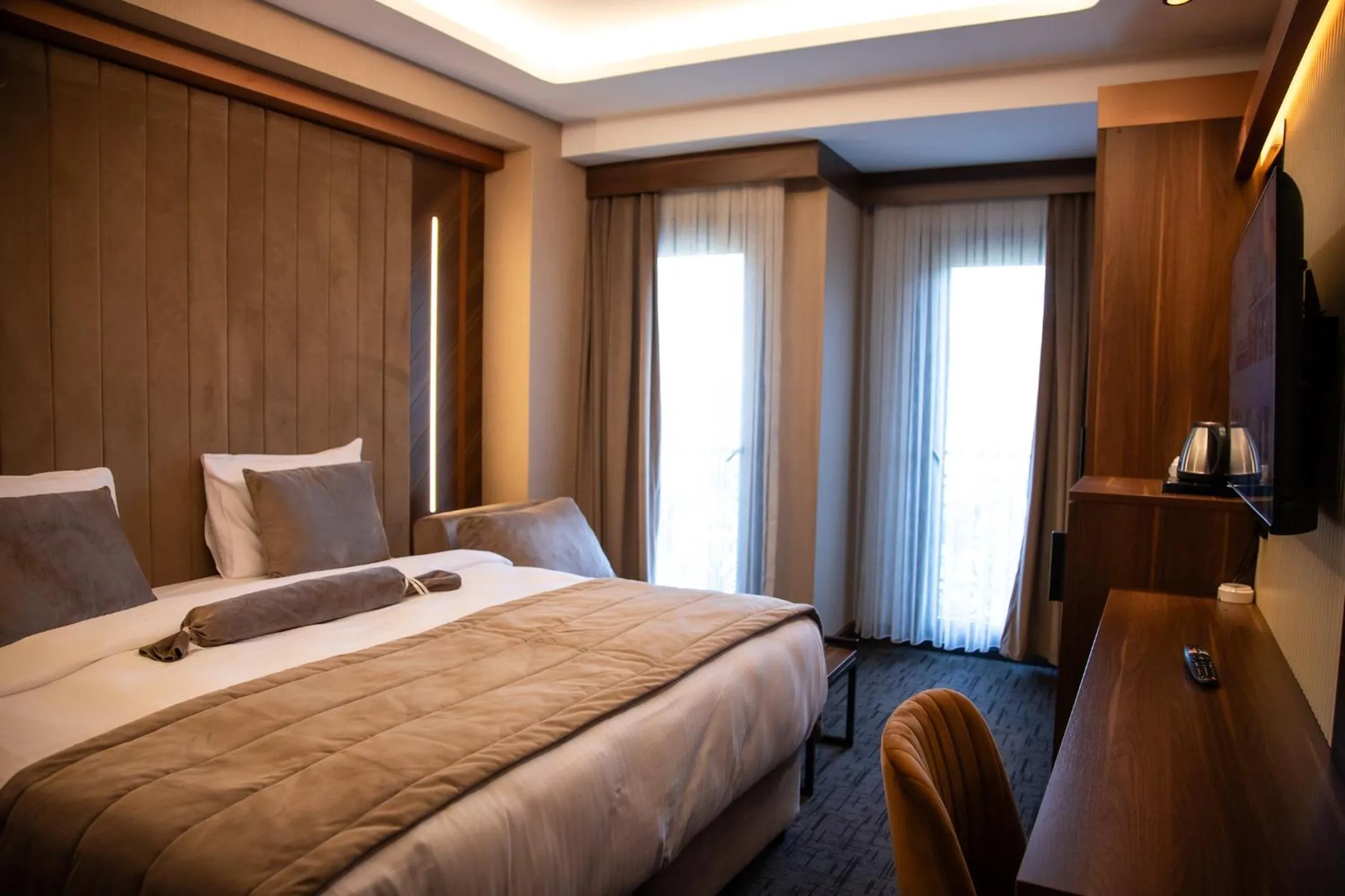 Bed in THE PARK HOTEL