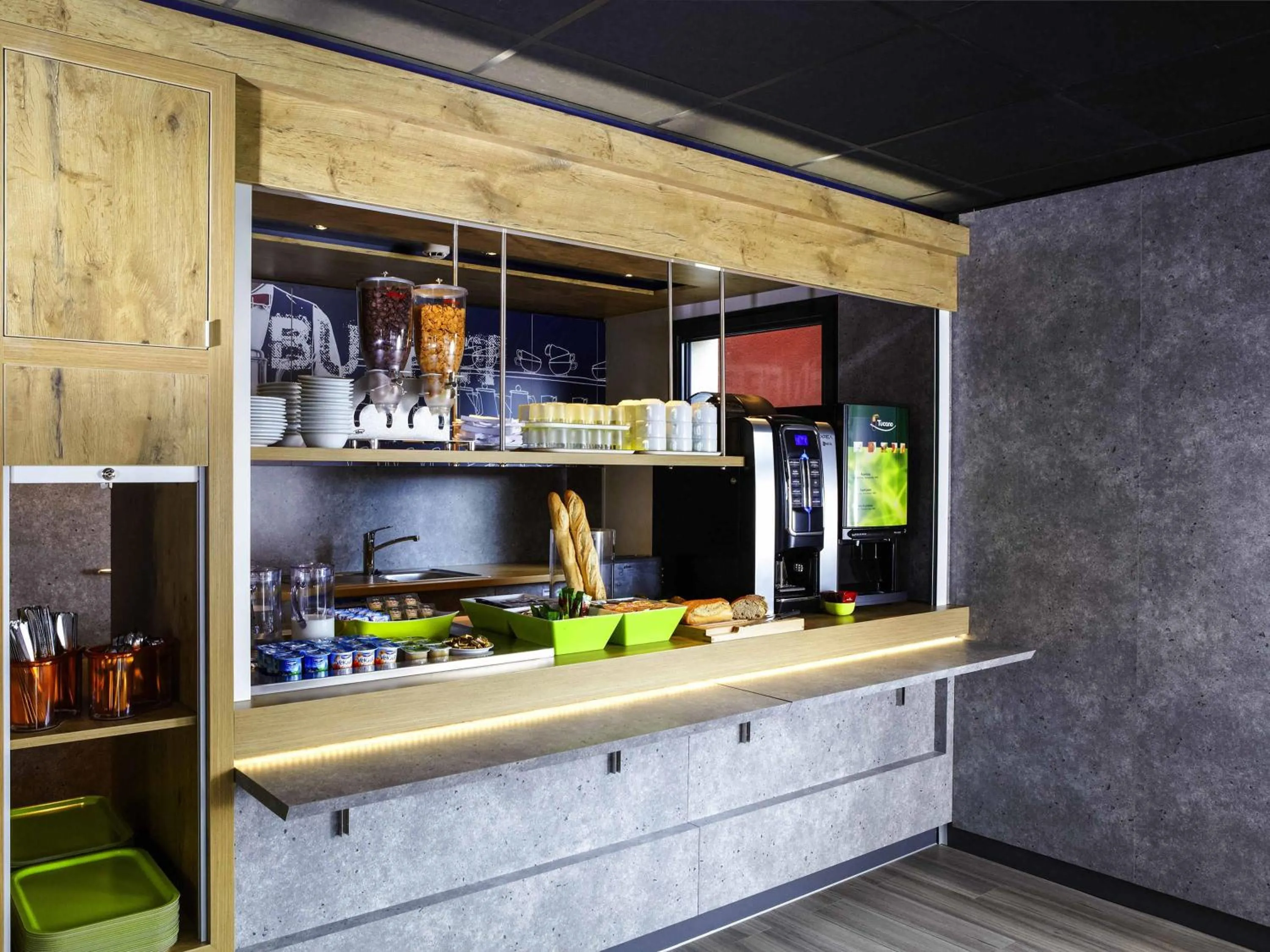 Breakfast in ibis budget Pontarlier