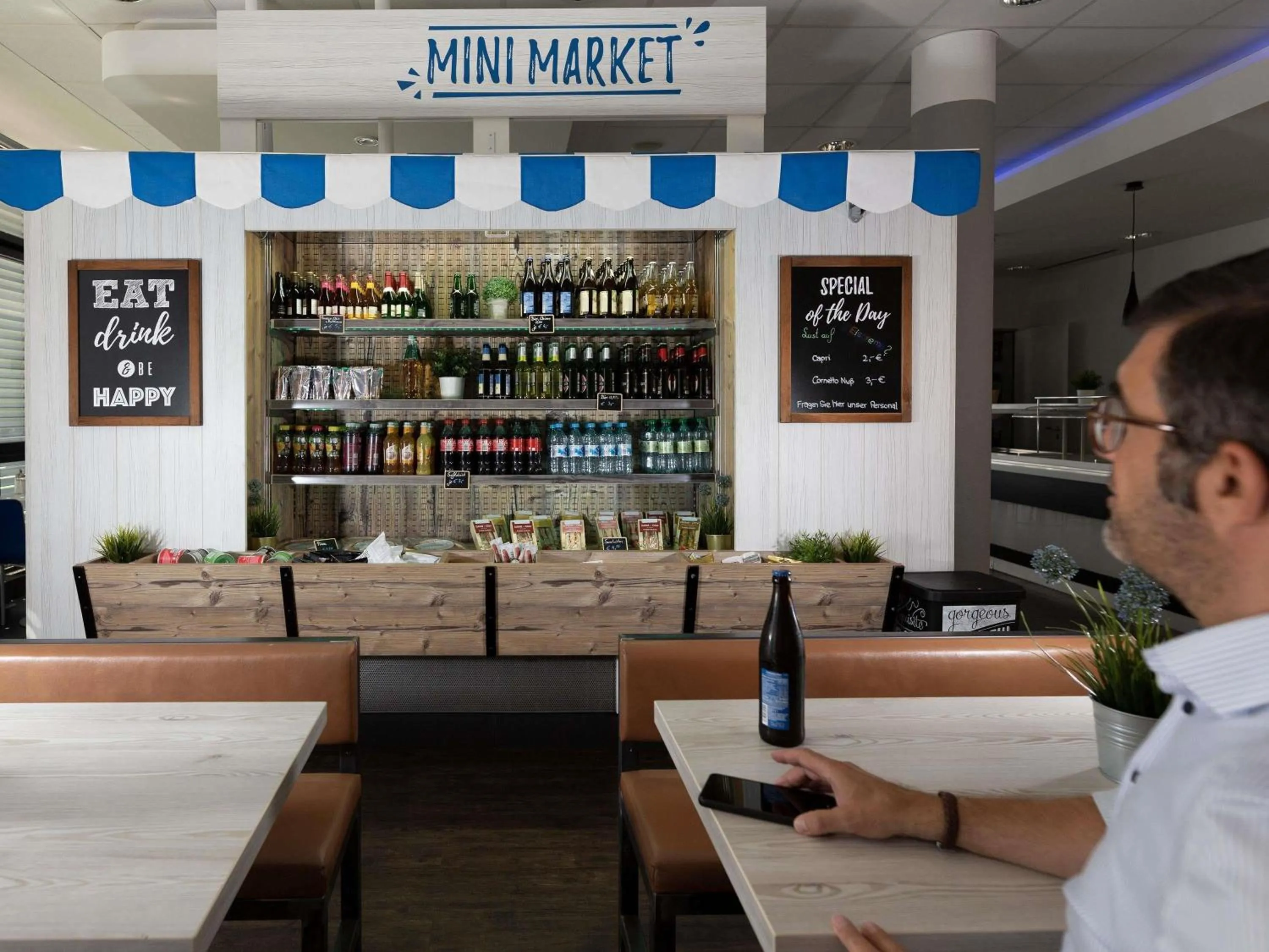 Lounge or bar in Ibis budget Koeln Messe