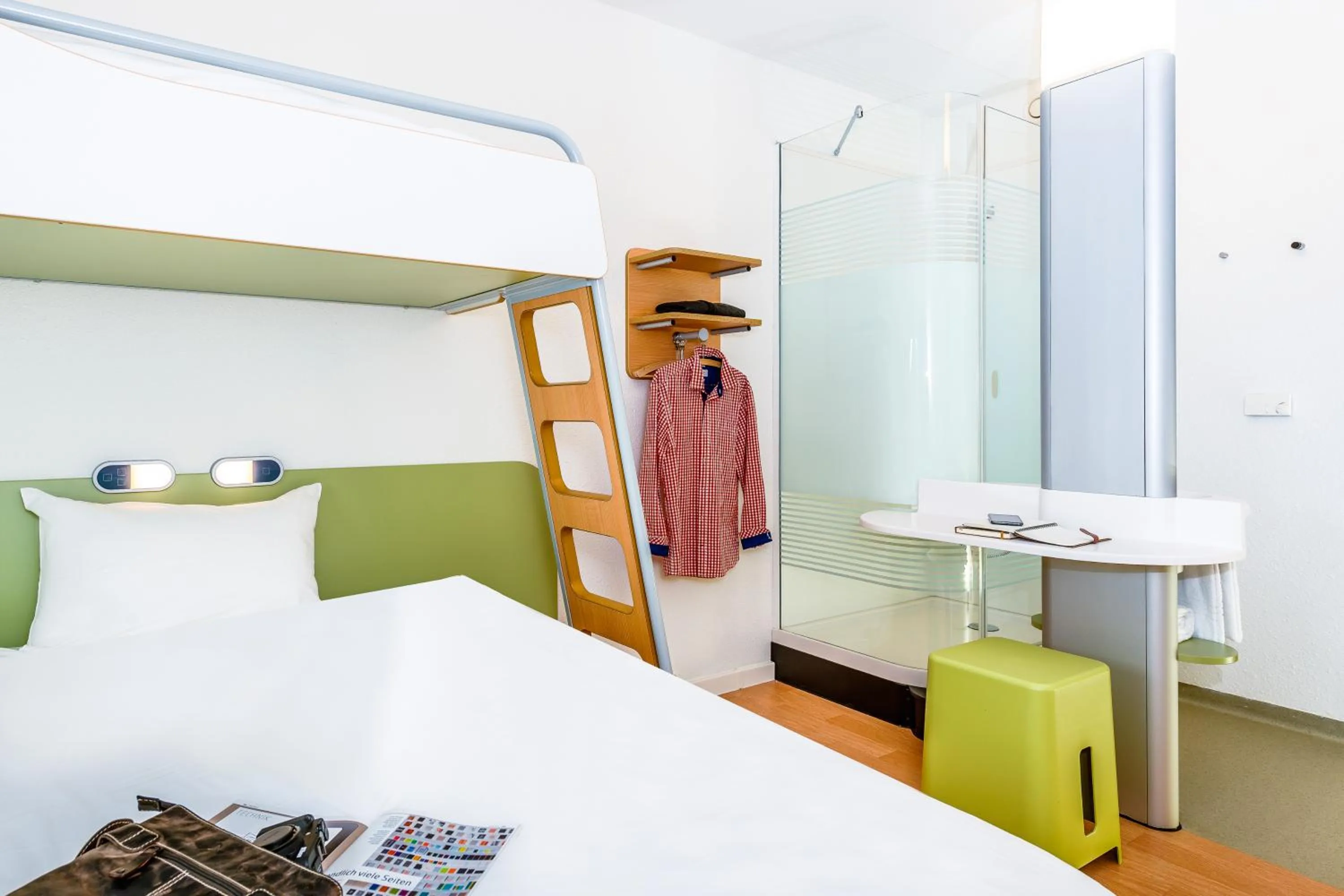 bunk bed, Bed in Ibis budget Koeln Messe