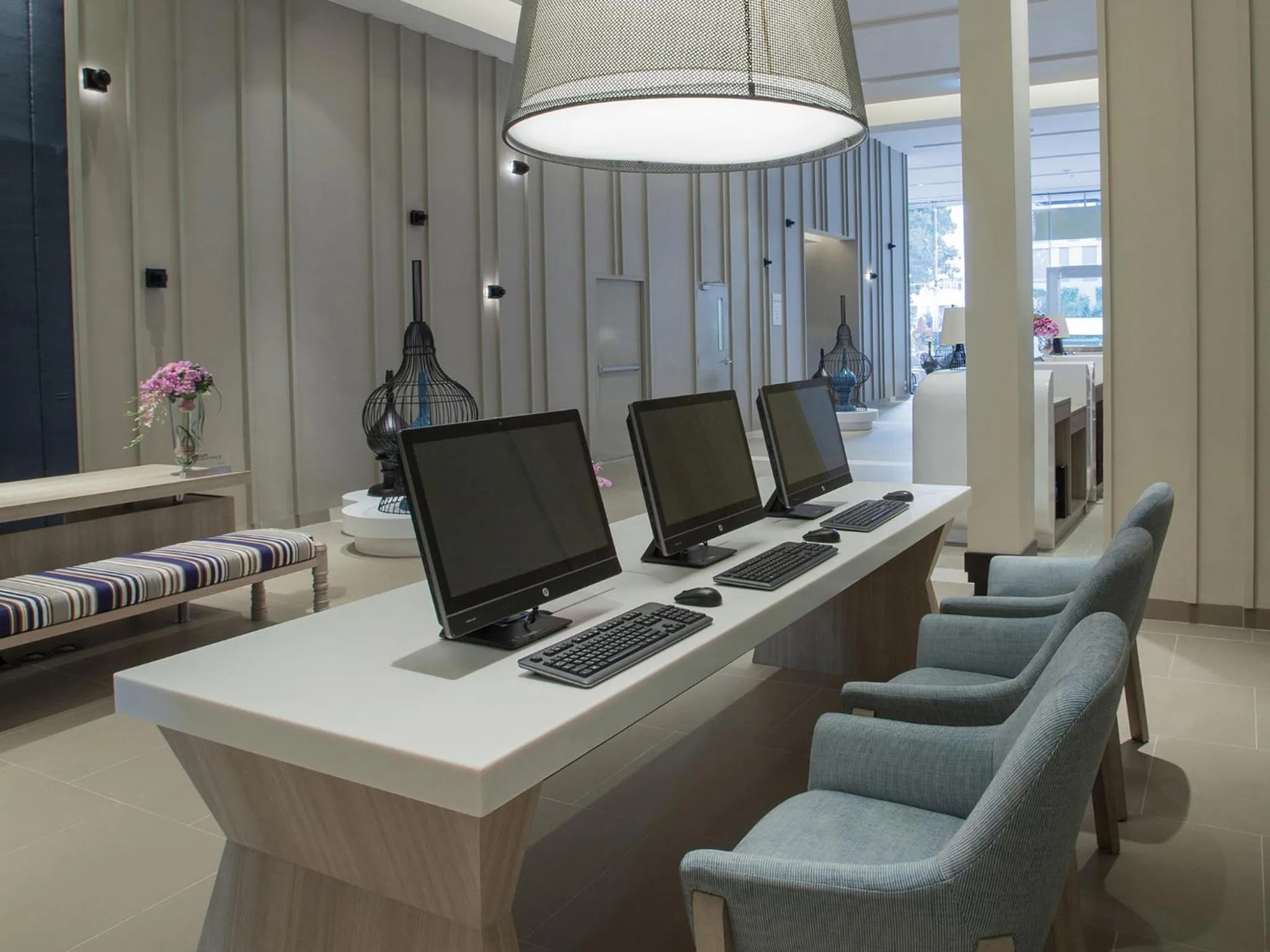 Business facilities in Mercure Pattaya Ocean Resort