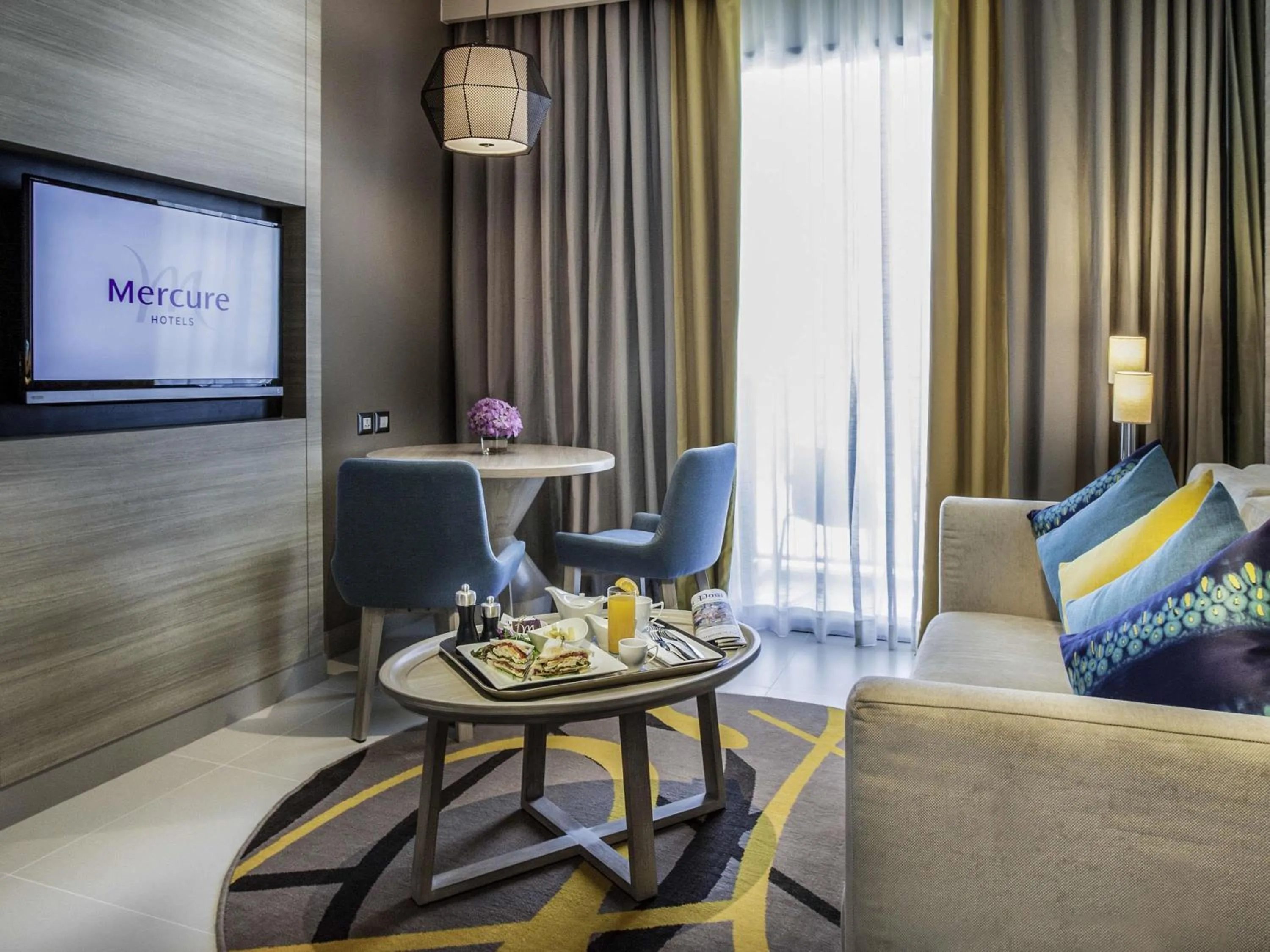 Bedroom in Mercure Pattaya Ocean Resort