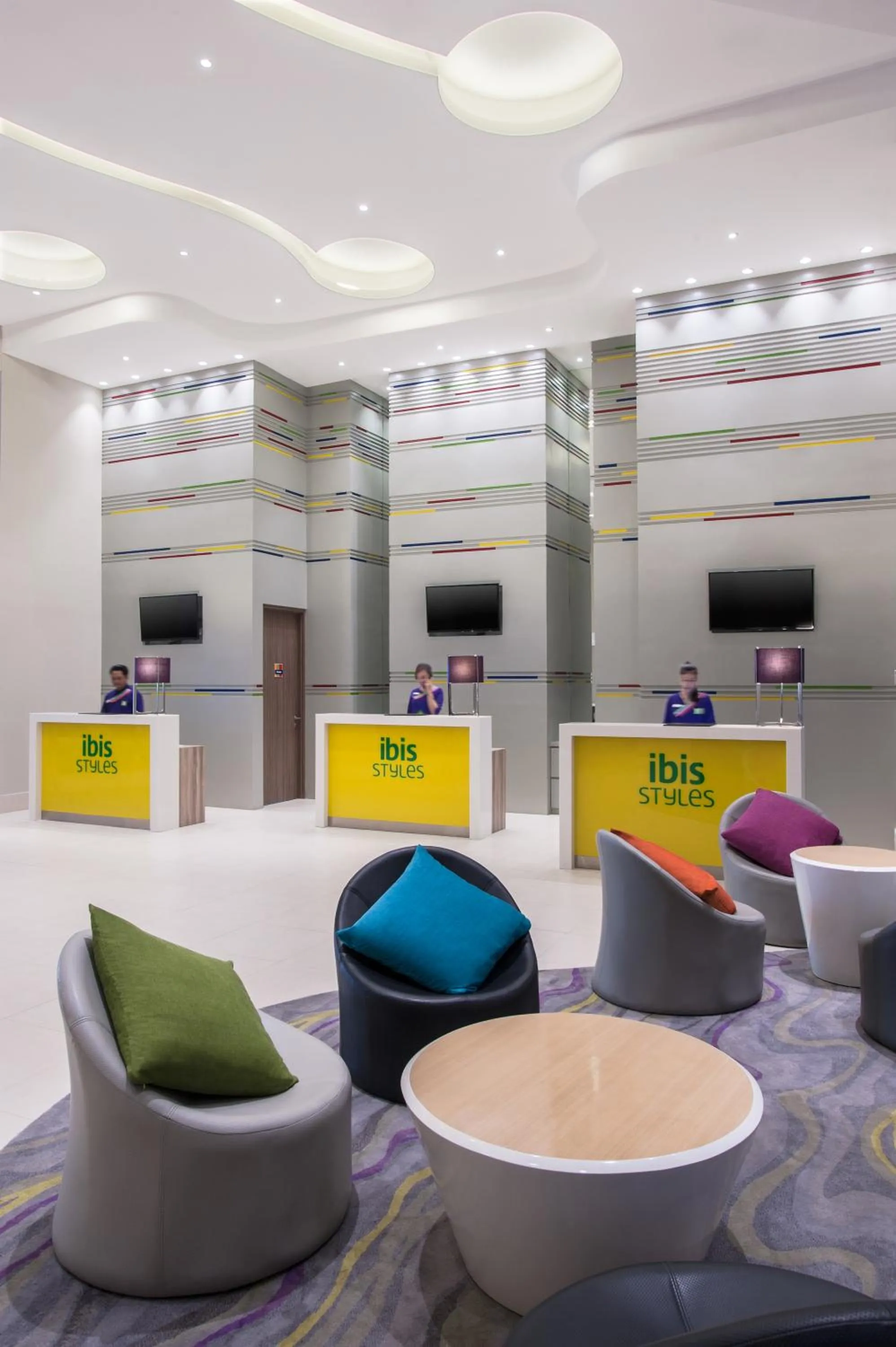 Lobby or reception in Ibis Styles Jakarta Mangga Dua Square