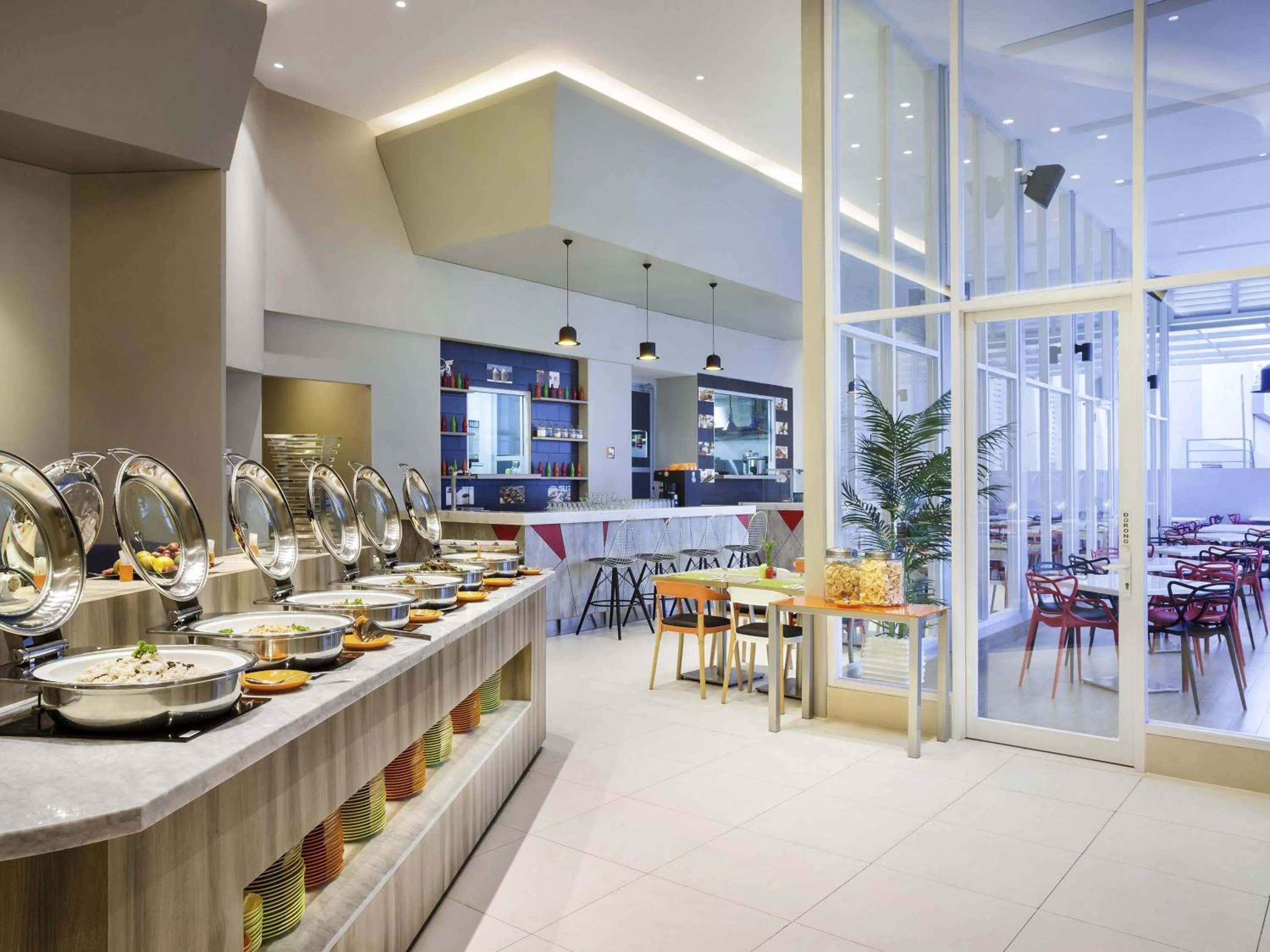 Restaurant/places to eat in Ibis Styles Jakarta Mangga Dua Square